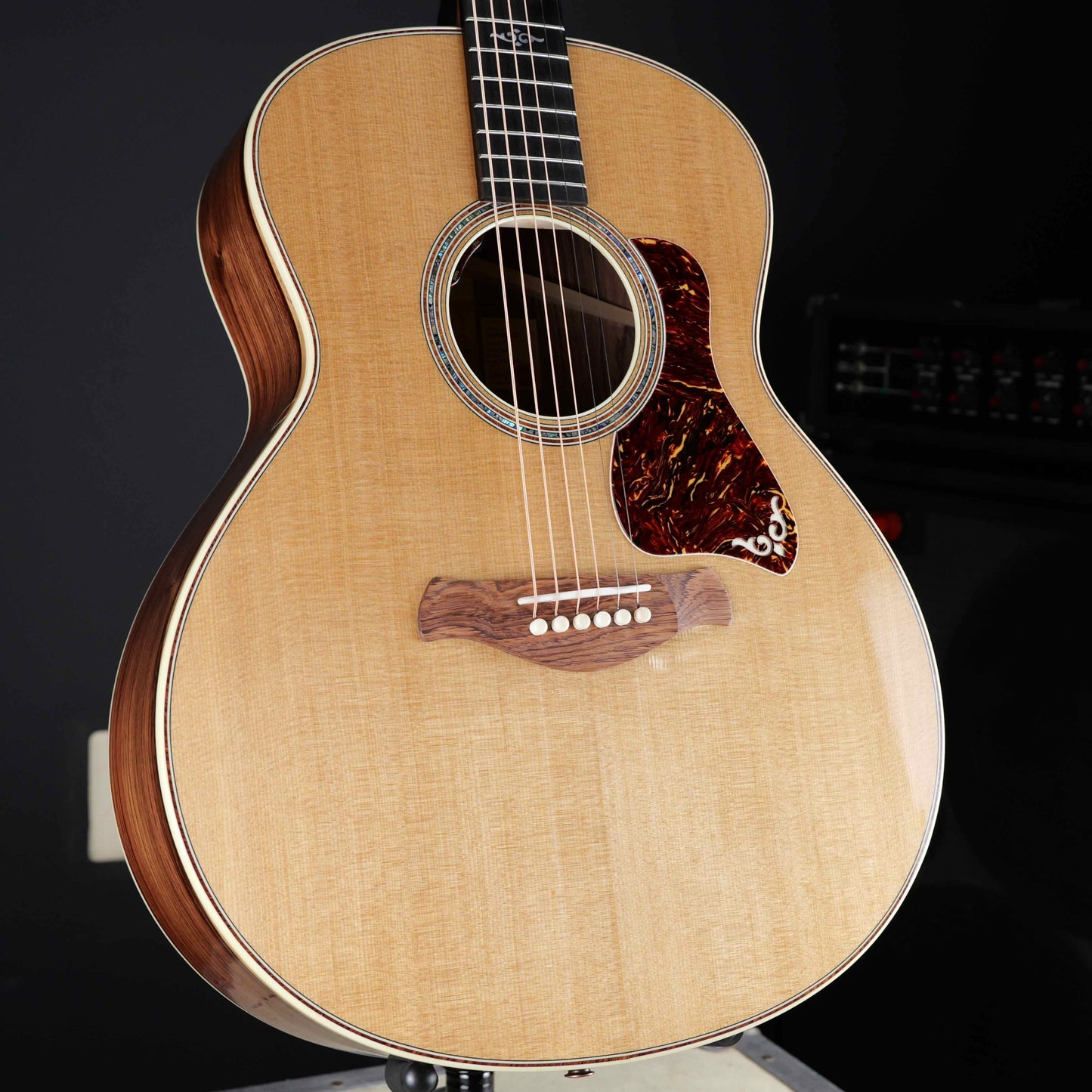 Taylor Gold Label 814e
