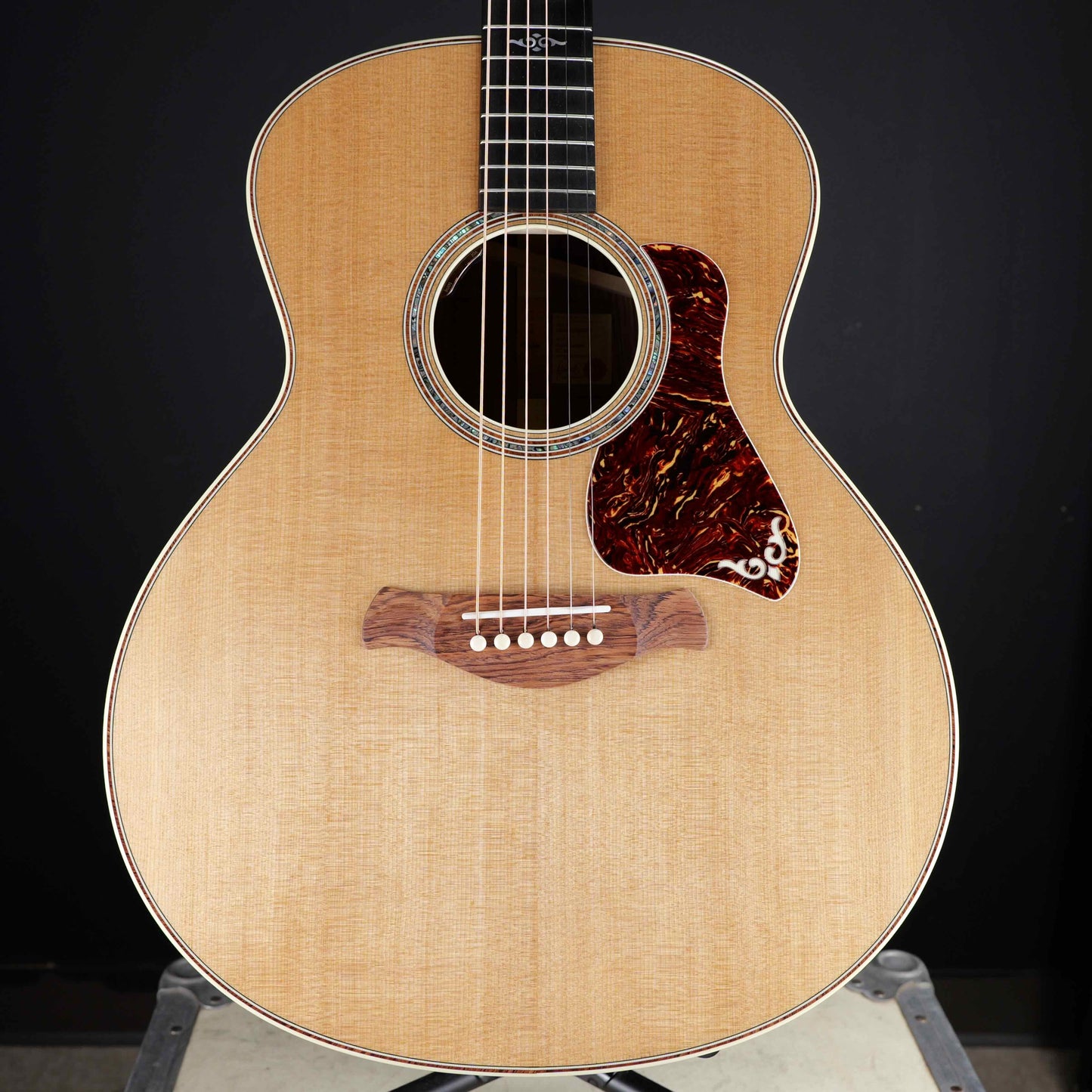 Taylor Gold Label 814e