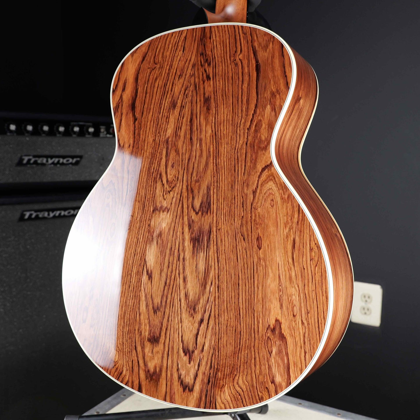 Taylor Gold Label 814e