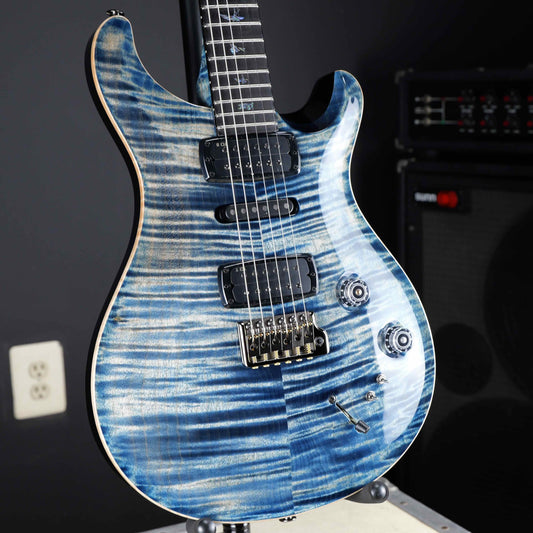 PRS Wood Library Modern Eagle V Faded Whale Blue 10 Top