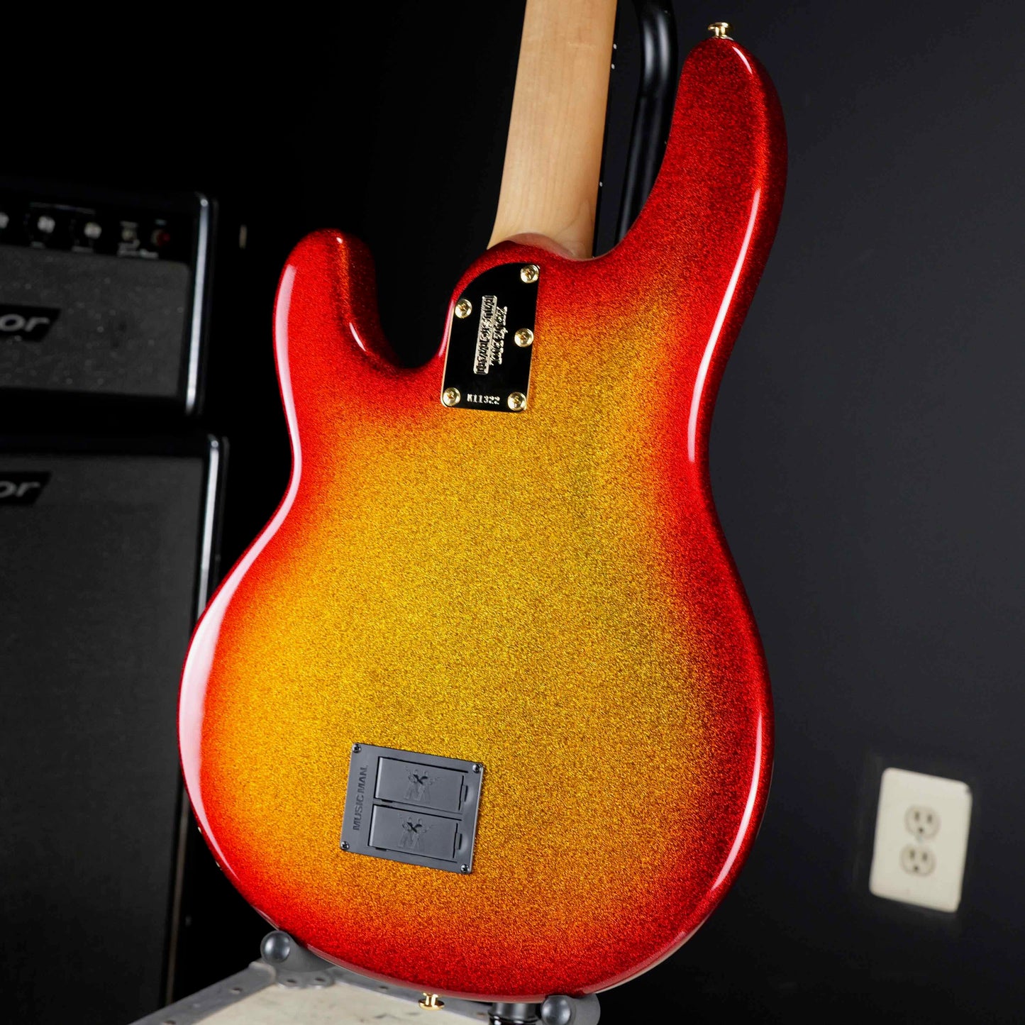 Ernie Ball Music Man Stingray 4 Special Cherry Punch