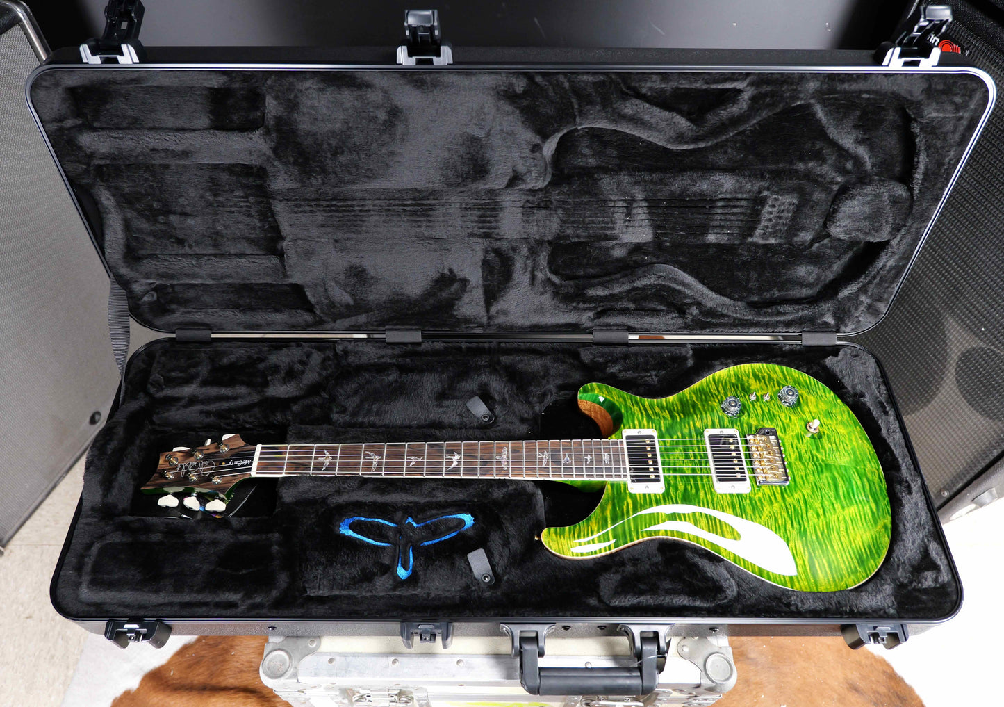 PRS McCarty Tremolo Wood Library Emerald