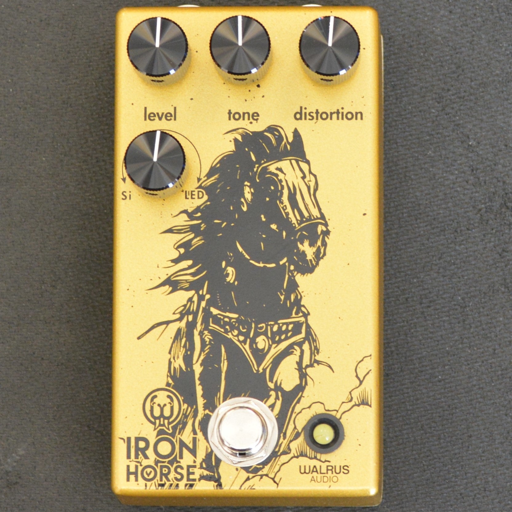 iron horse pedal Walrus Audio Iron Horse V3 LM308 Distortion Pedal