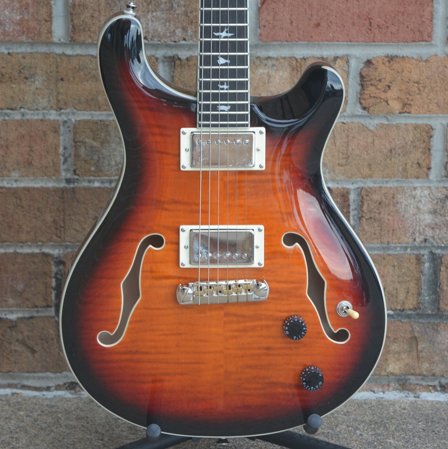2021 Paul Reed Smith SE Hollowbody II Tricolor Sunburst