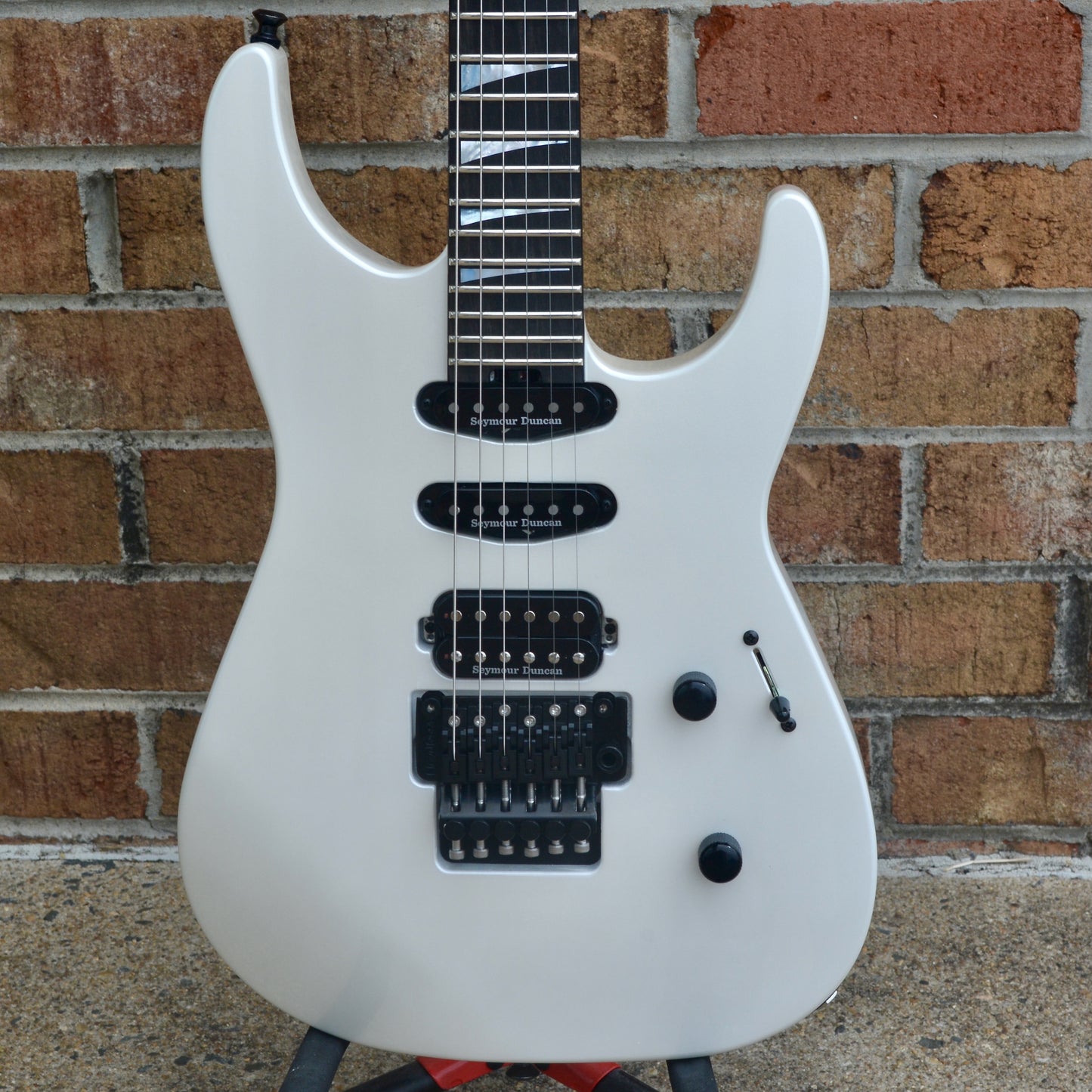 Jackson American Series Soloist™ SL3, Ebony Fingerboard, Platinum Pearl