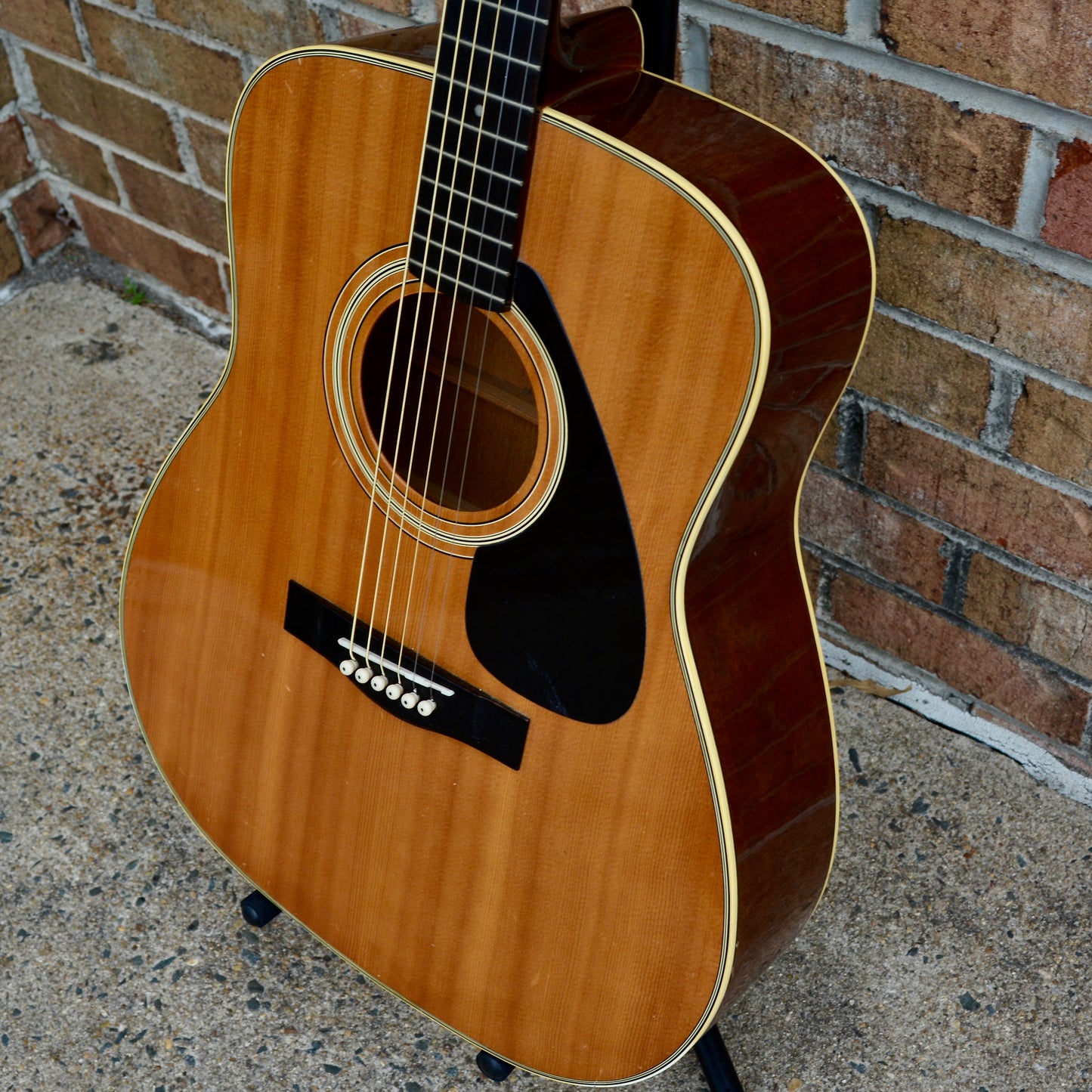 Yamaha FG-335 II
