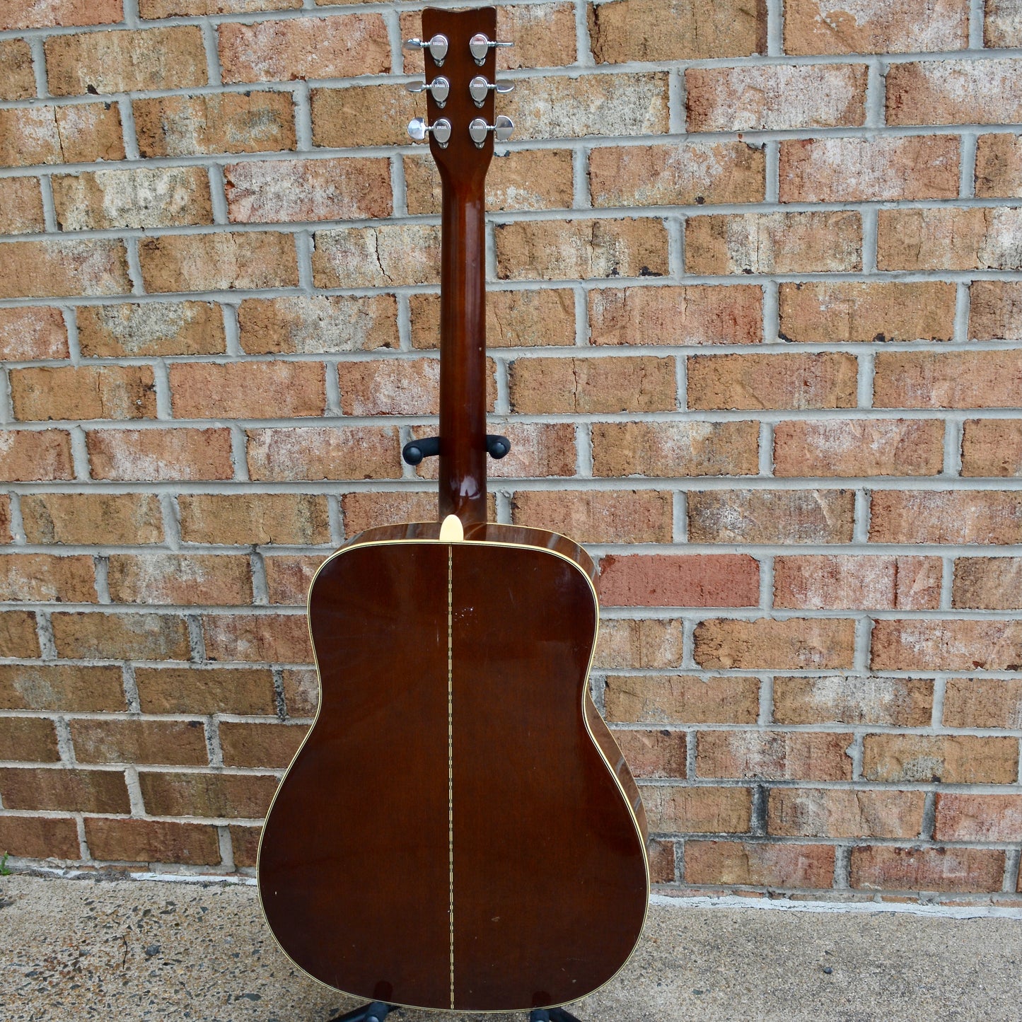 Yamaha FG-335 II