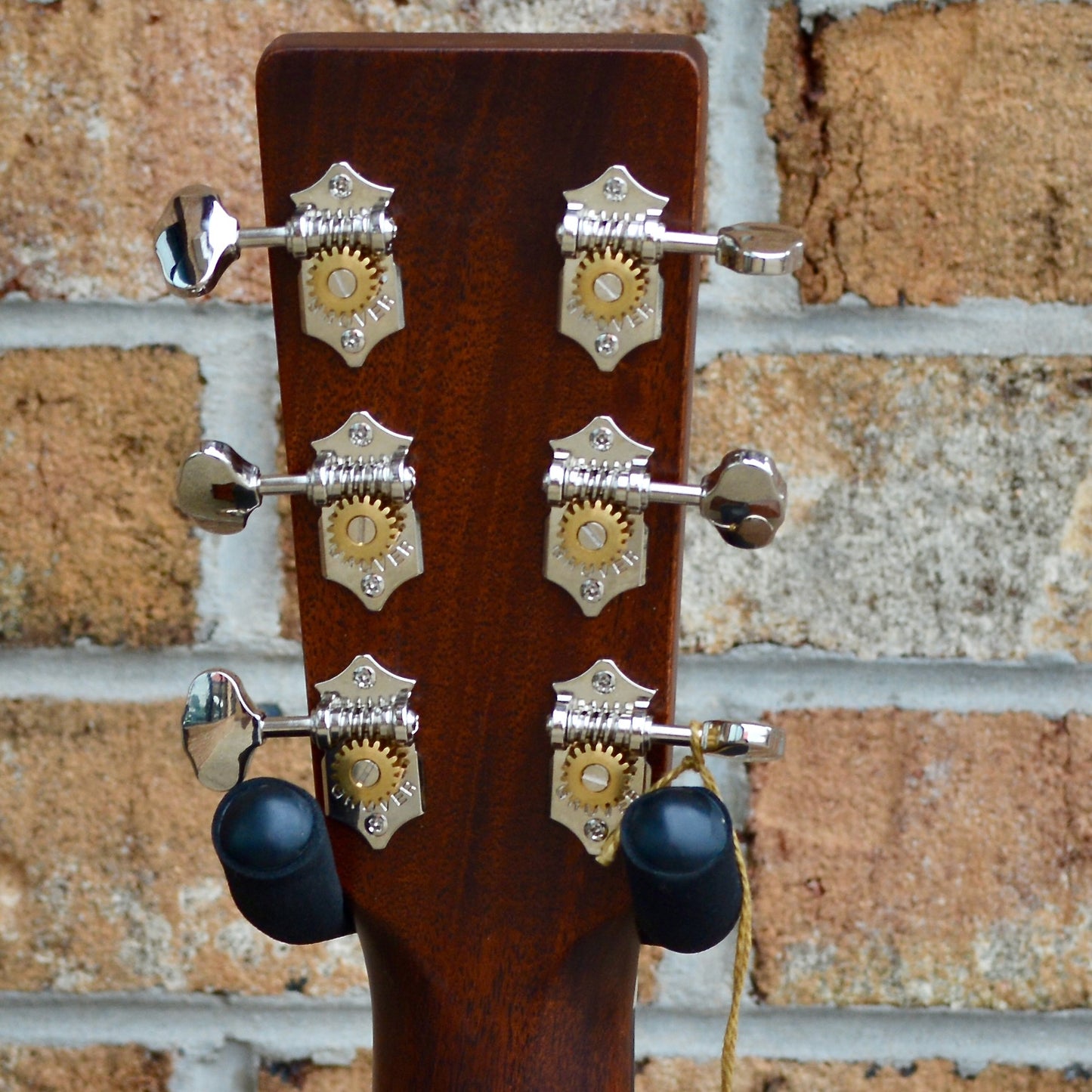 Martin D-18