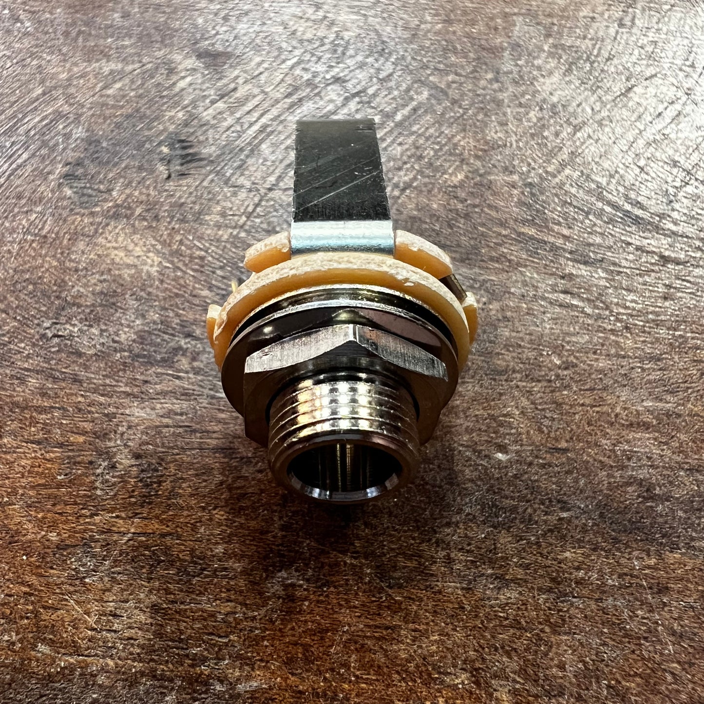 EP-055L Switchcraft® 11 Long Thread Input Jack
