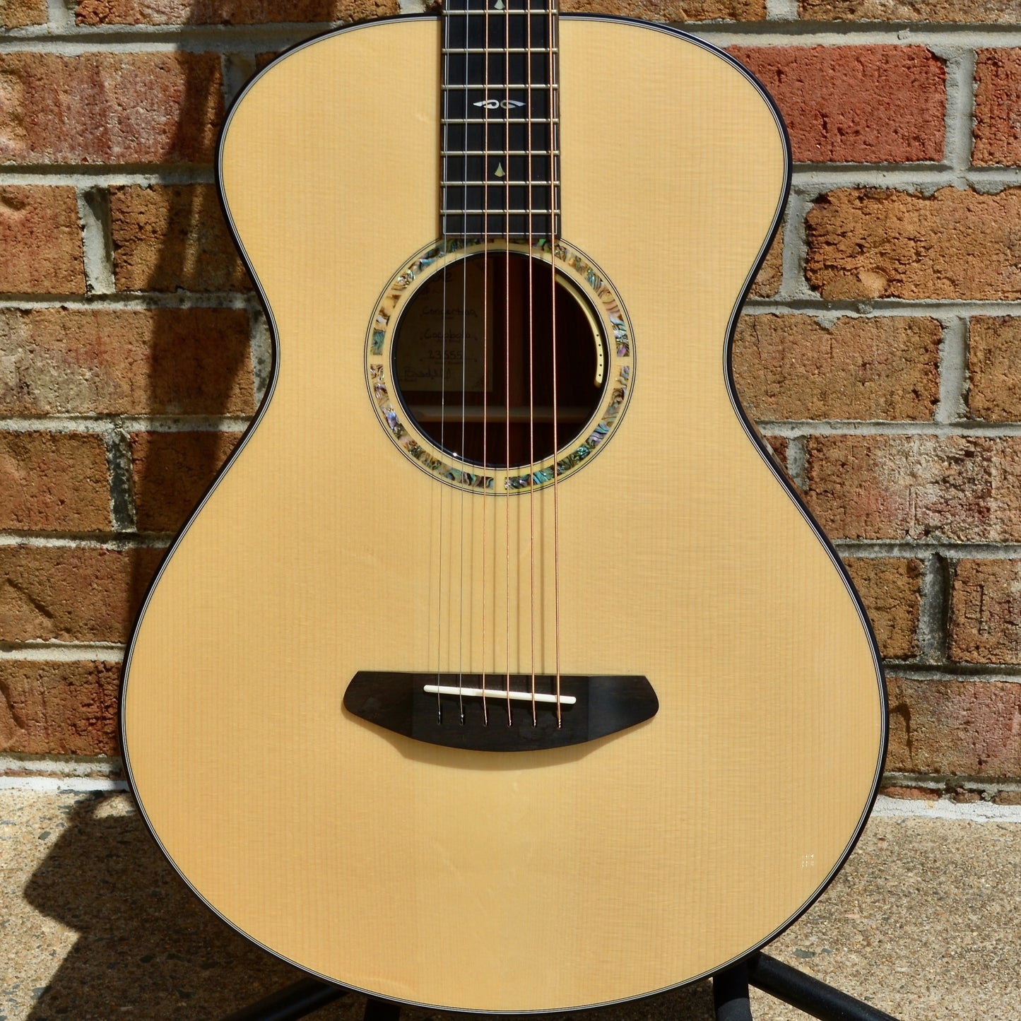 Breedlove Masterclass Custom Concertina Left Handed Adirondack Spruce - Cocobolo
