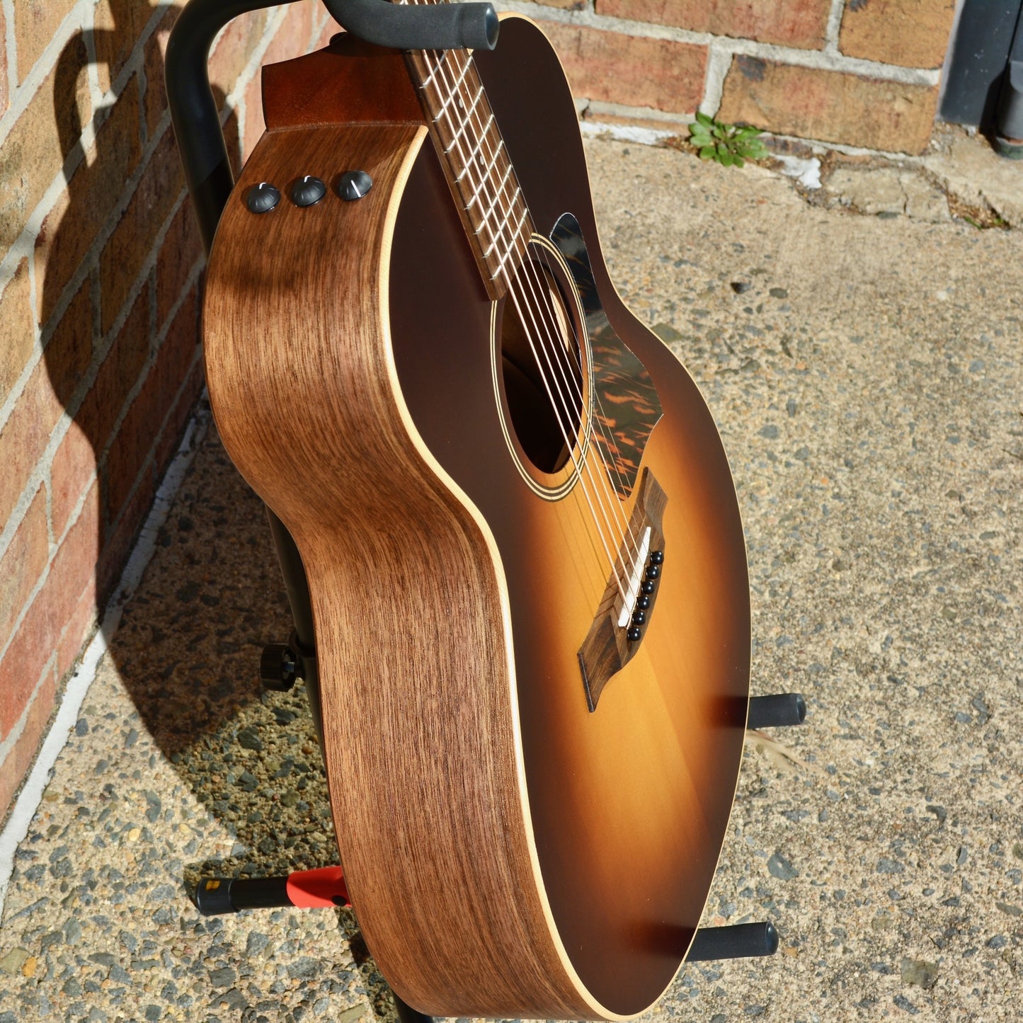 Taylor AD12e-SB