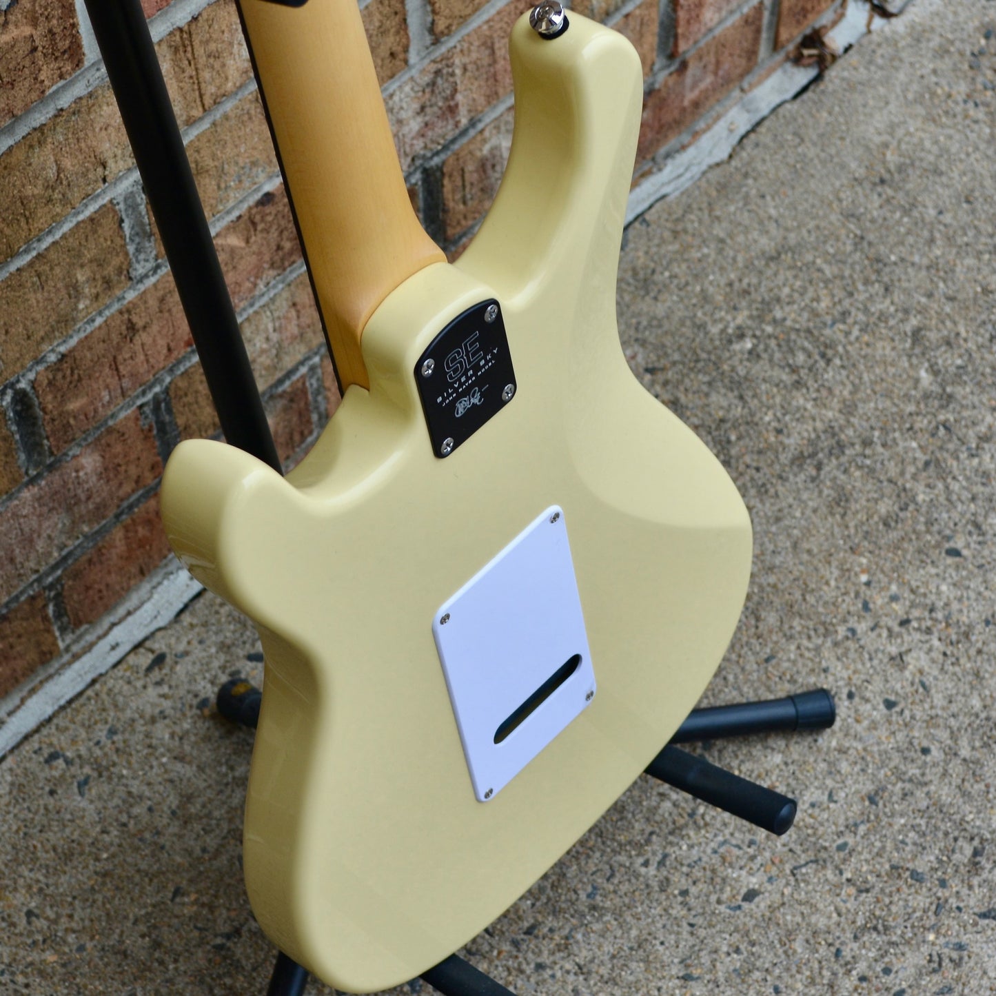 2022 PRS SE Silver Sky Moon White