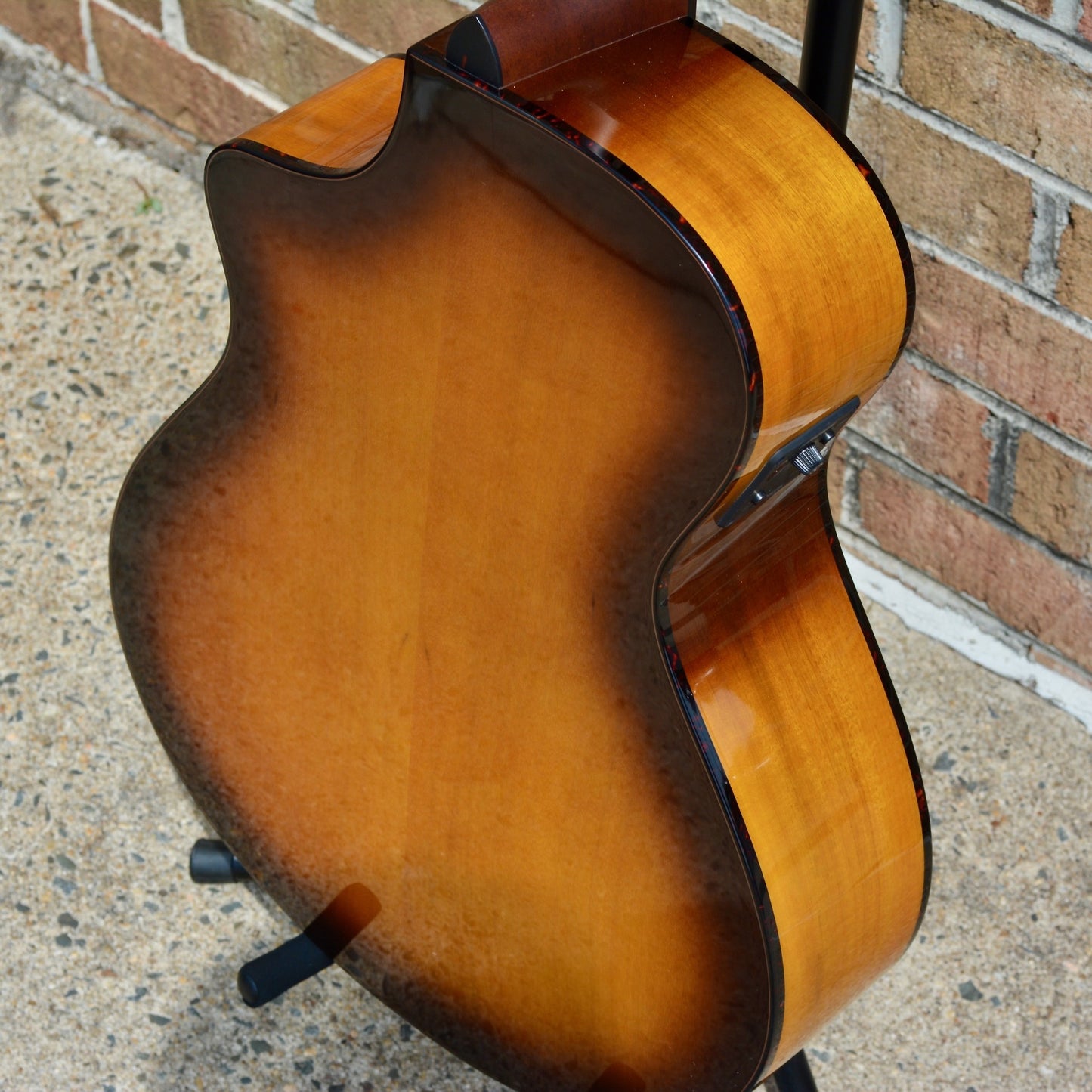 Breedlove Pursuit Exotic S Concert Bourbon CE