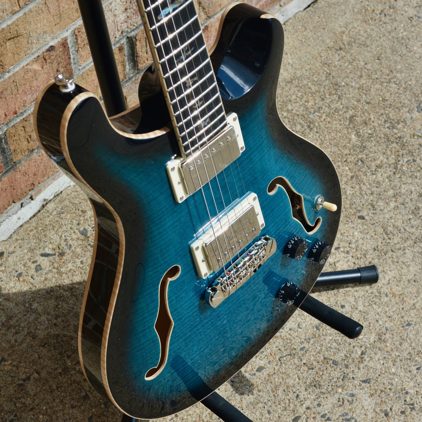 PRS SE Hollowbody II Piezo Peacock Blue