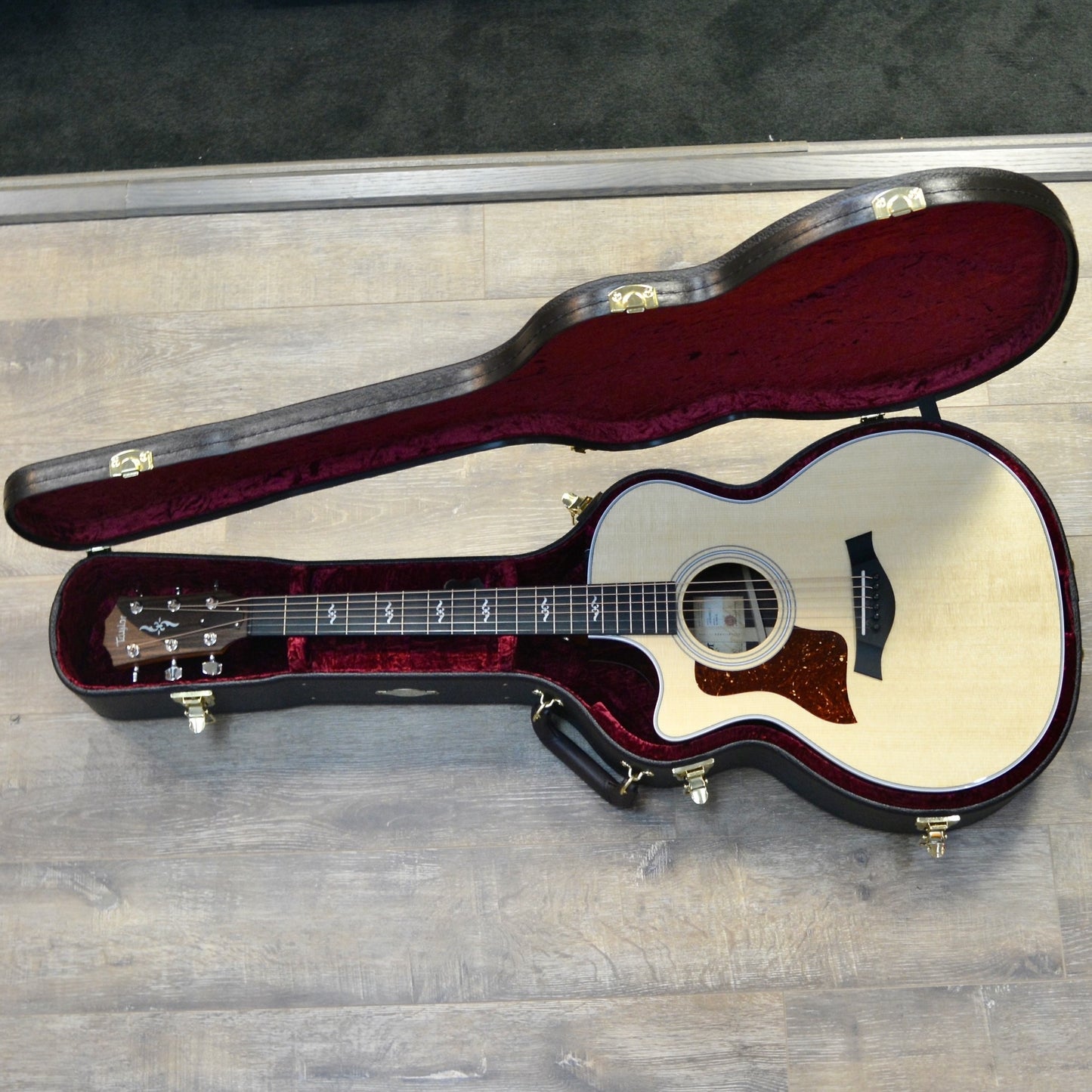Taylor 414ce-R Left Handed