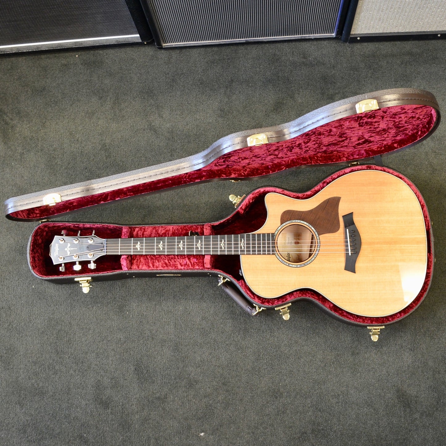 Taylor 614ce