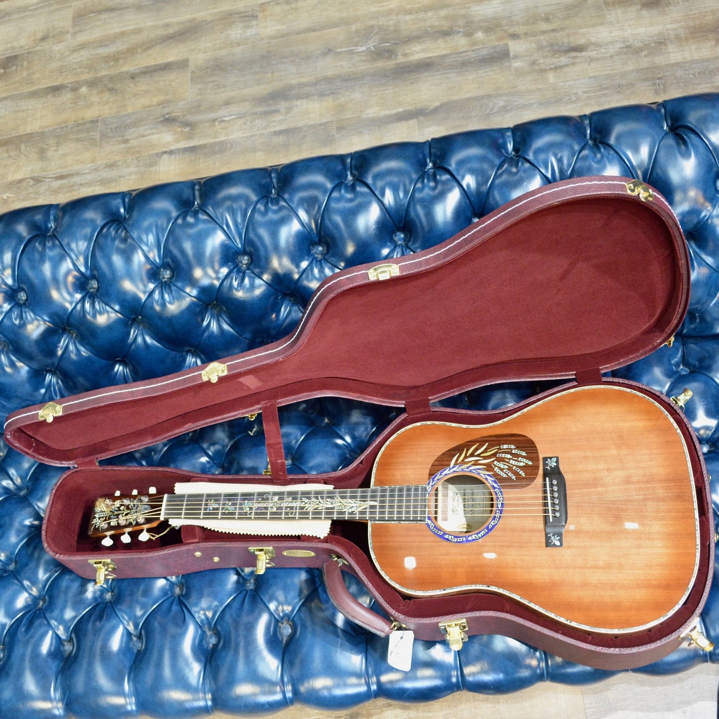 Martin Custom Shop DSS Hops and Barley