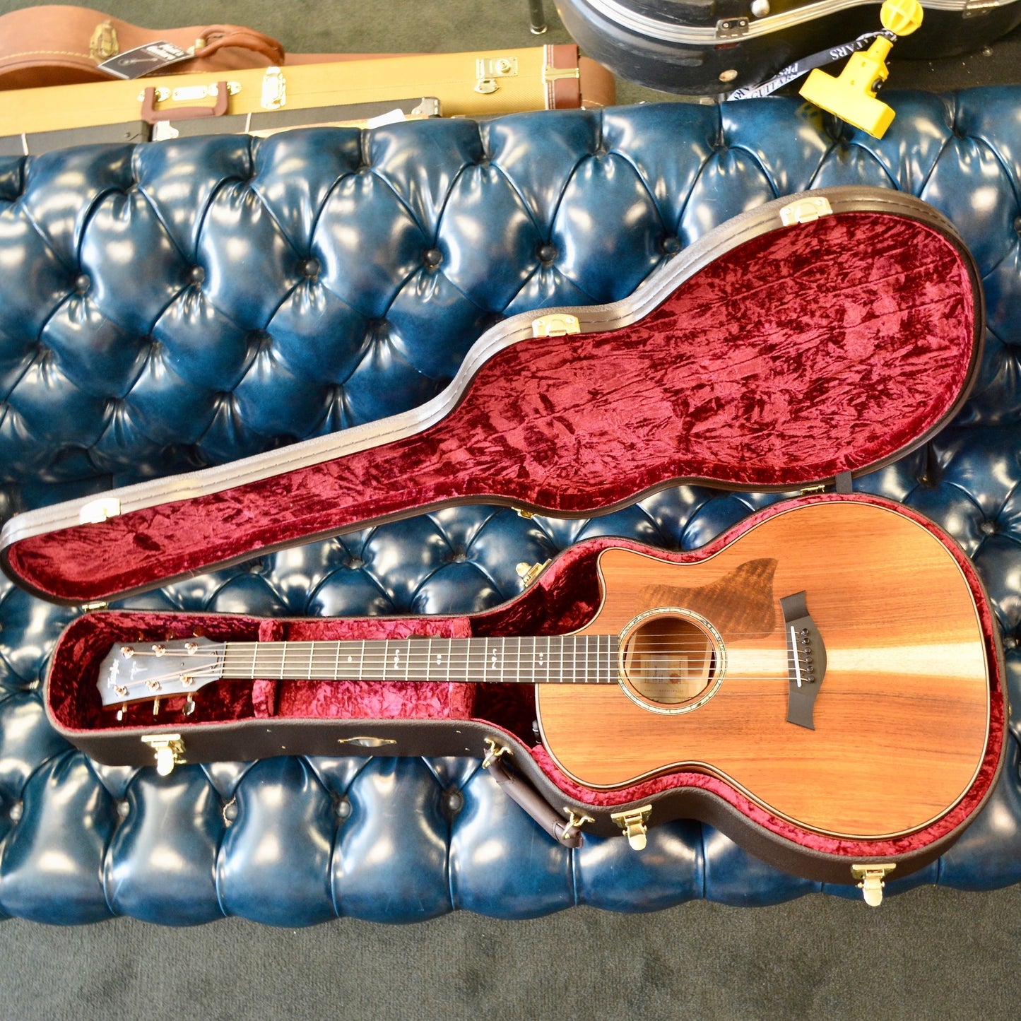 Taylor 724ce