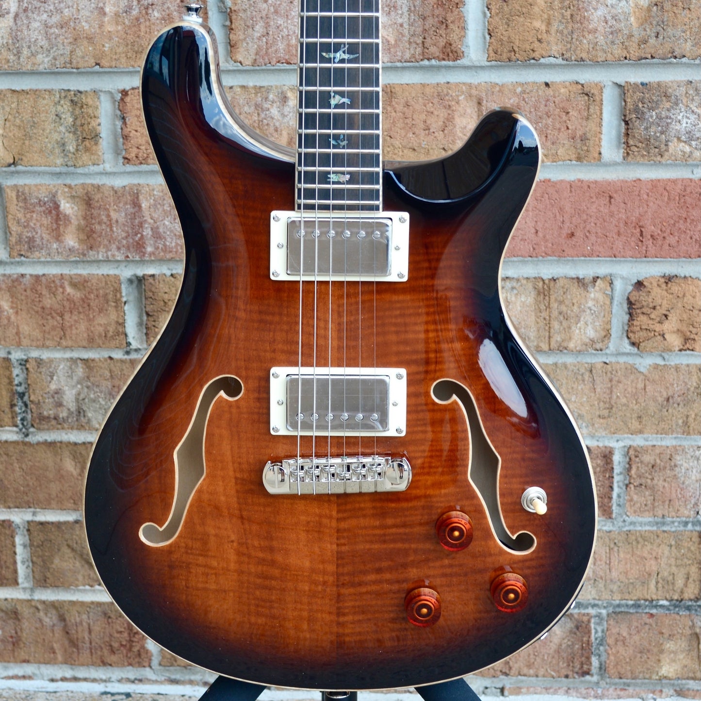 PRS SE Hollowbody II Piezo Black Gold Burst