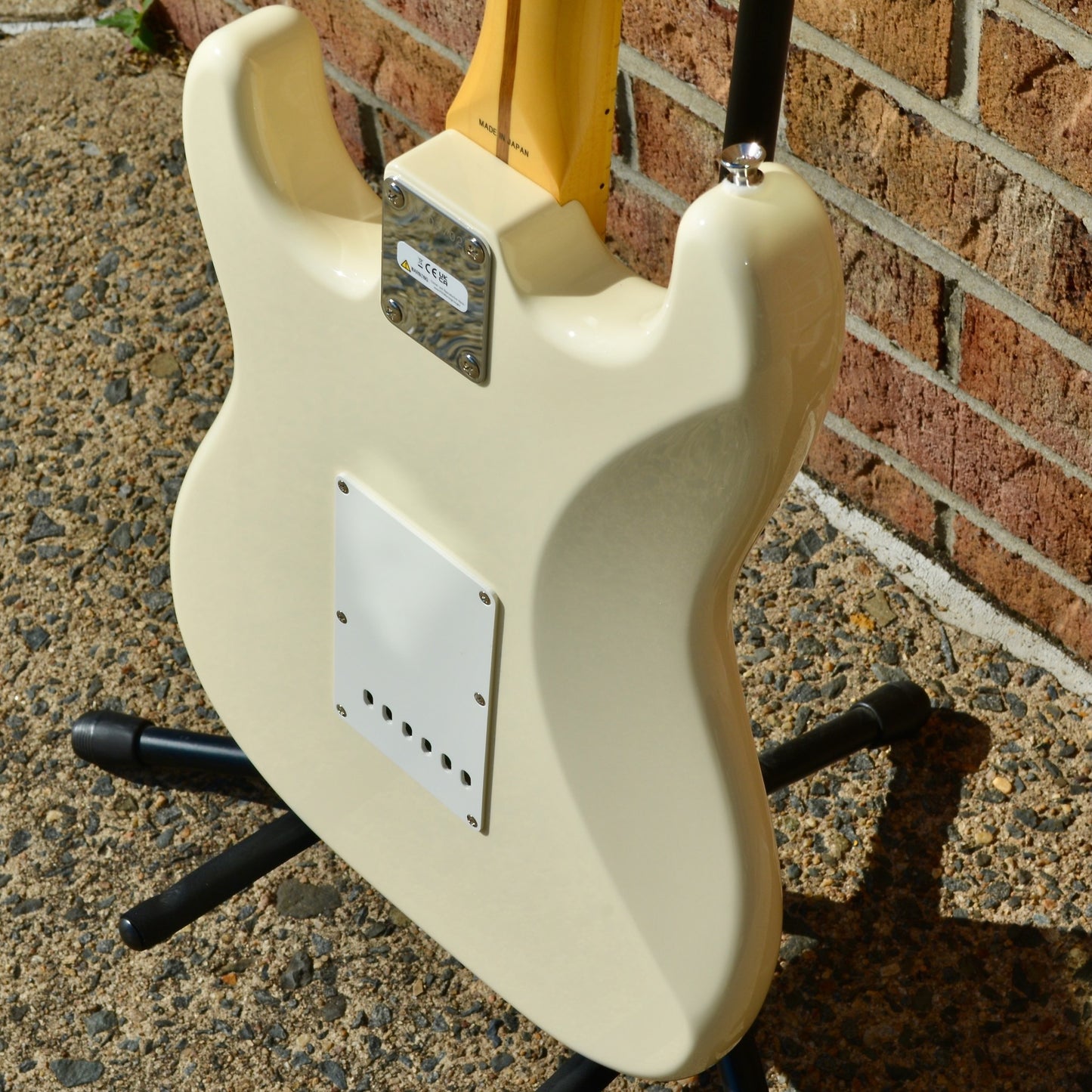 Fender JV Modified '60s Stratocaster®, Maple Fingerboard, Olympic White