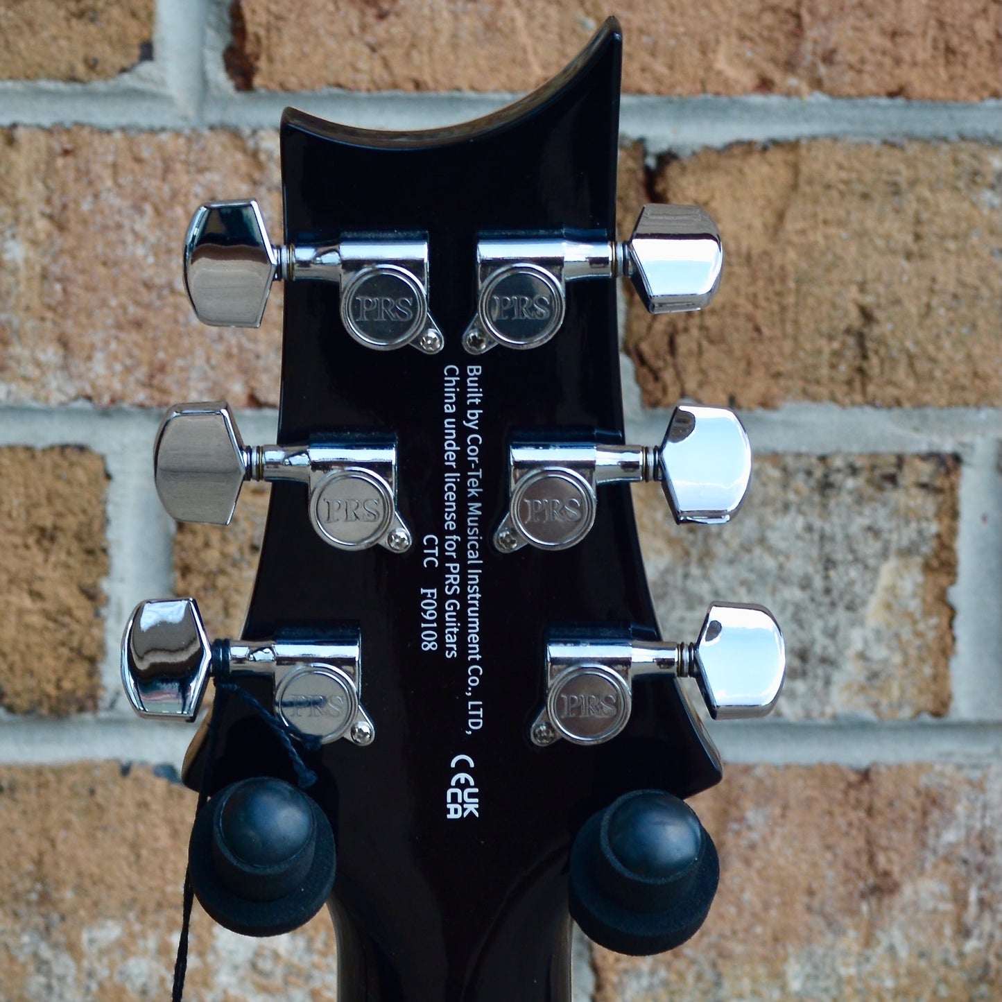 PRS SE Hollowbody II Piezo Black Gold Burst