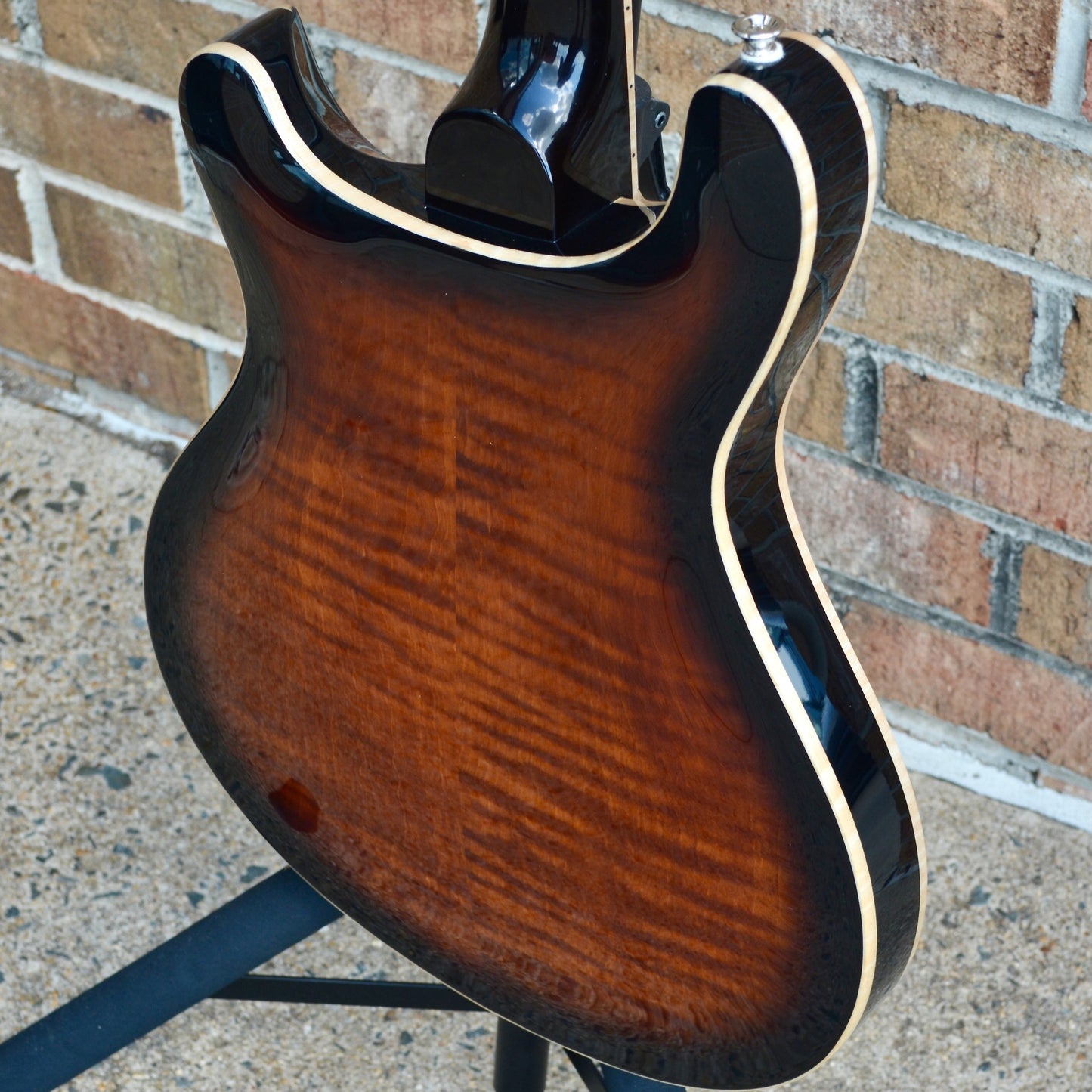 PRS SE Hollowbody II Piezo Black Gold Burst