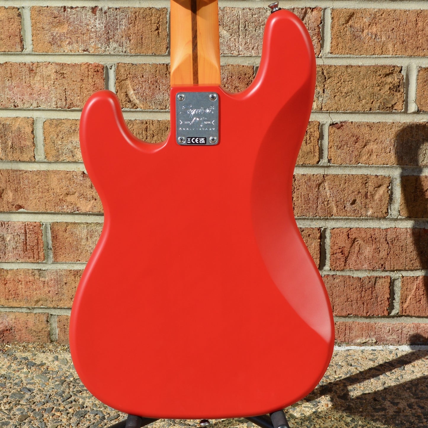 Fender 40th Anniversary Precision Bass®, Vintage Edition, Maple Fingerboard, Gold Anodized Pickguard, Satin Dakota Red