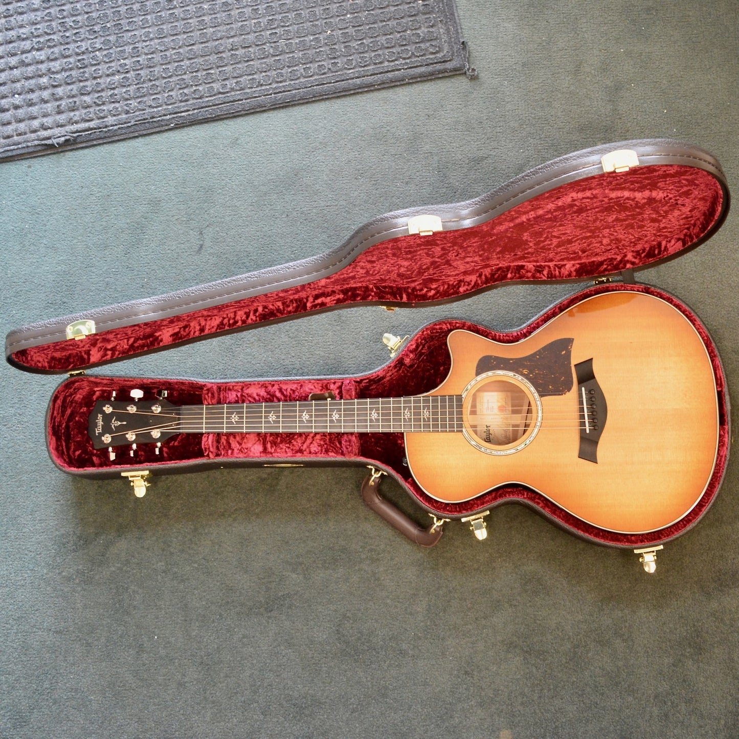 Taylor 512ce