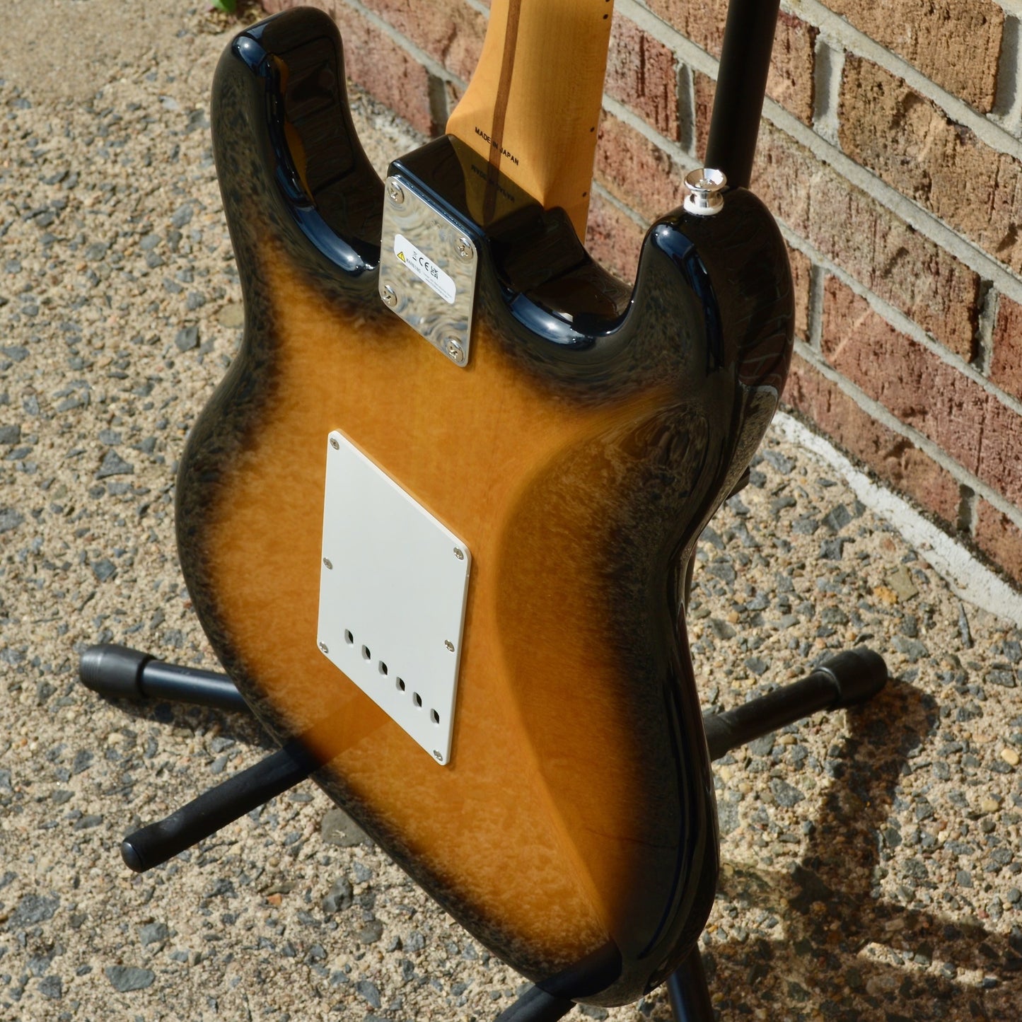 Fender JV Modified '50s Stratocaster® HSS, Maple Fingerboard, 2-Color Sunburst