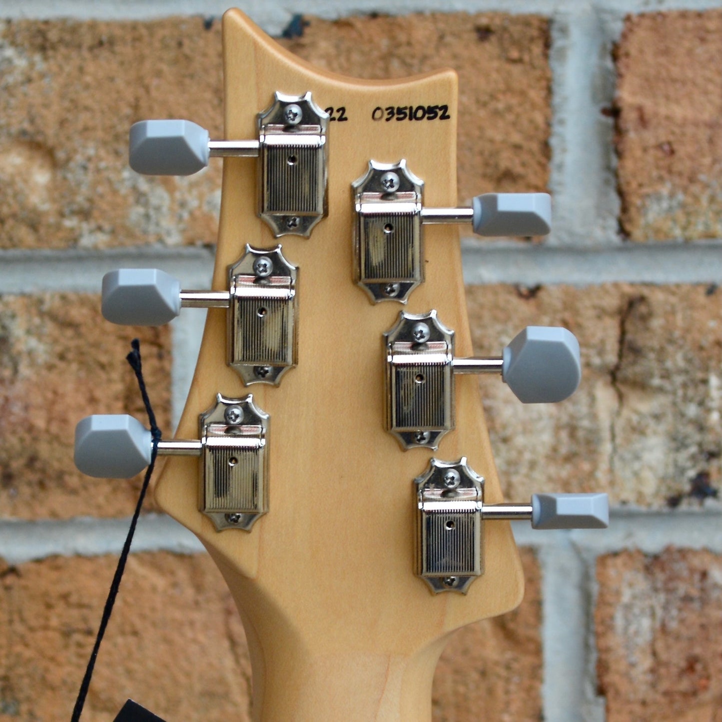 PRS Silver Sky Midnight Rose Maple