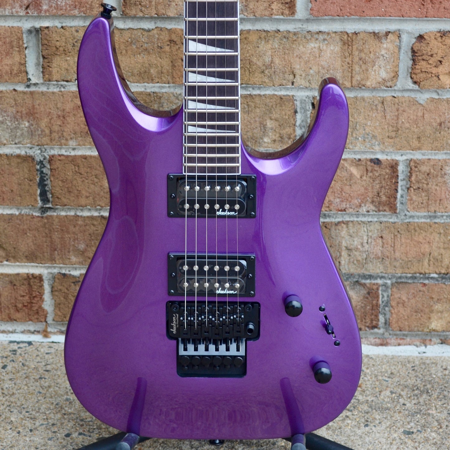 Jackson JS Series Dinky™ Arch Top JS32 DKA, Amaranth Fingerboard, Pavo Purple