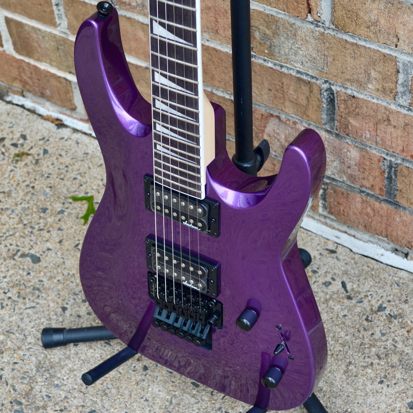 Jackson JS Series Dinky™ Arch Top JS32 DKA, Amaranth Fingerboard, Pavo Purple