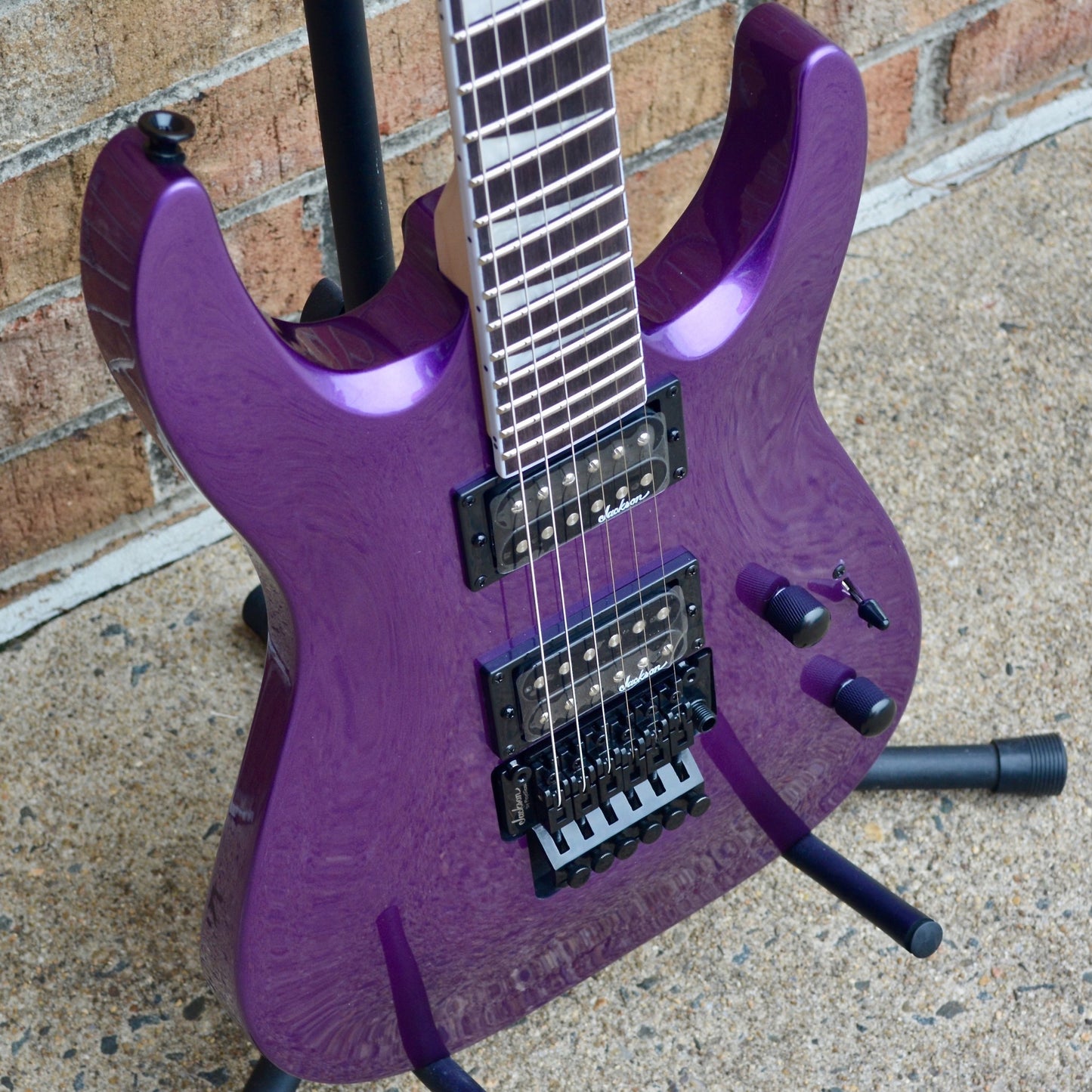 Jackson JS Series Dinky™ Arch Top JS32 DKA, Amaranth Fingerboard, Pavo Purple