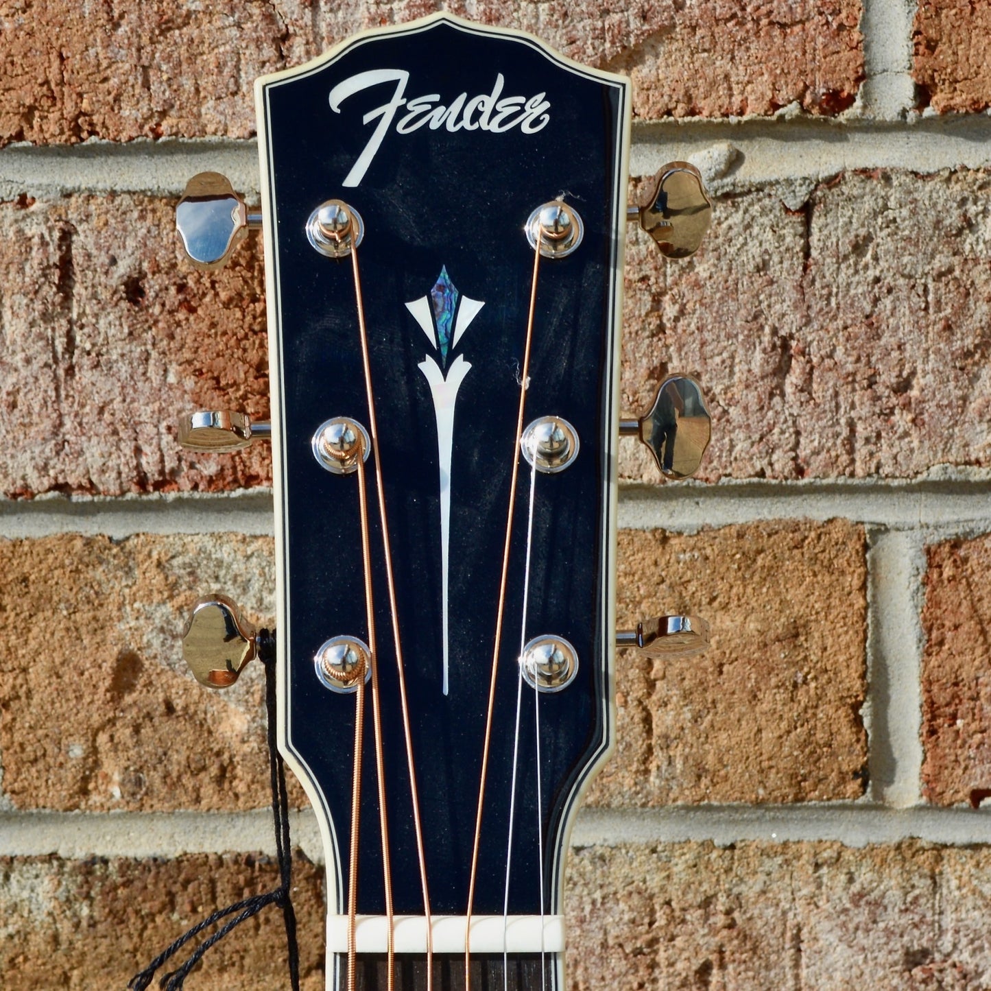 Fender PS-220E Parlor, Ovangkol Fingerboard, 3-Color Vintage Sunburst