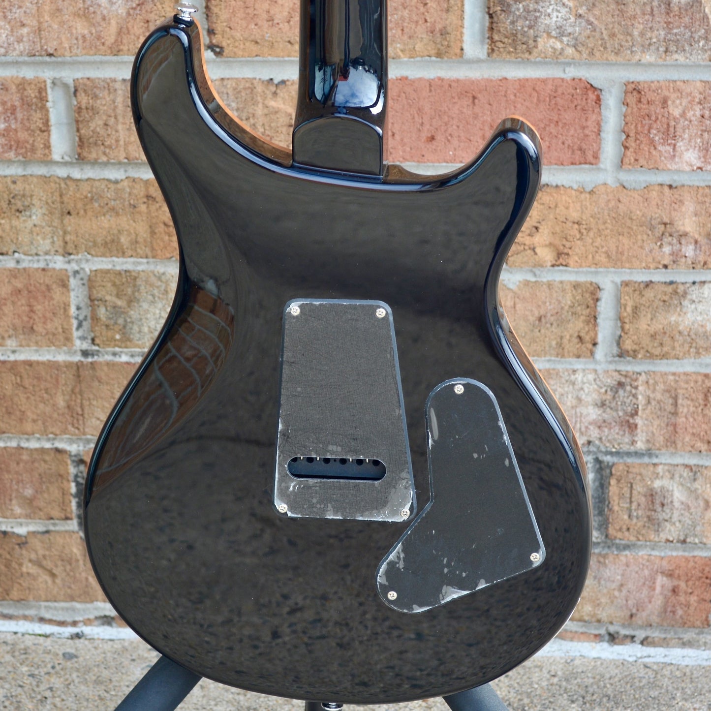 2022 PRS SE Custom 24 Lefty Black Gold Sunburst