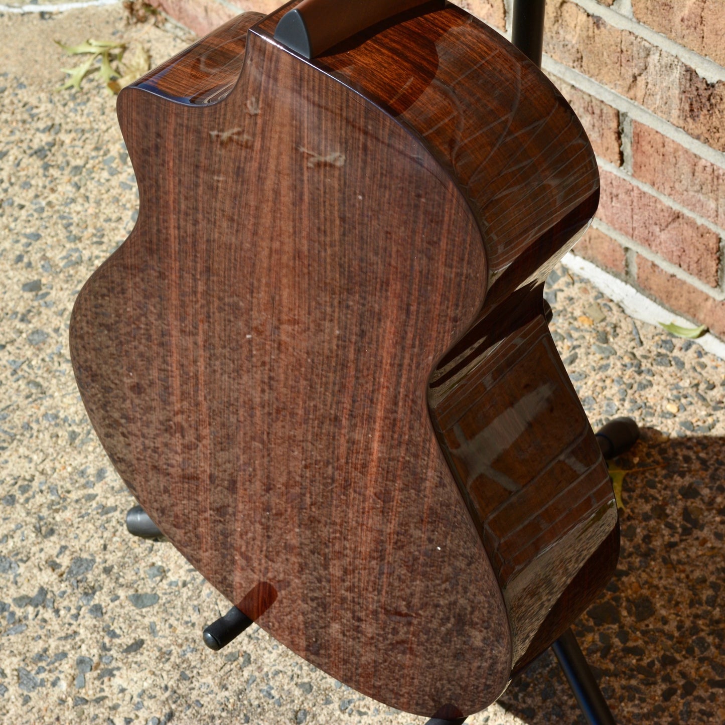 Breedlove Premier Concert Burnt Amber CE Adirondack Spruce - East Indian Rosewood