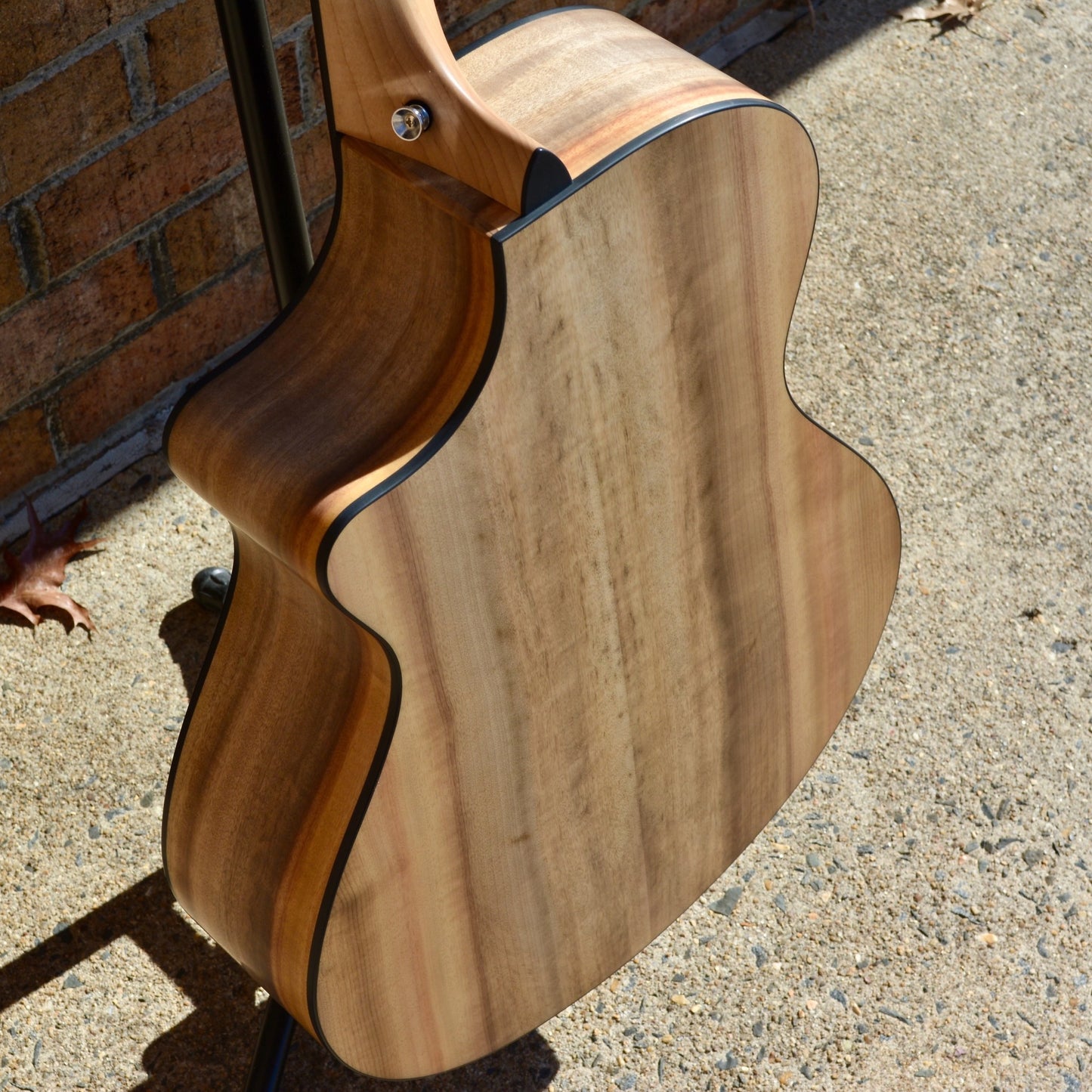 Breedlove Oregon Concerto CE Myrtlewood/Myrtlewood