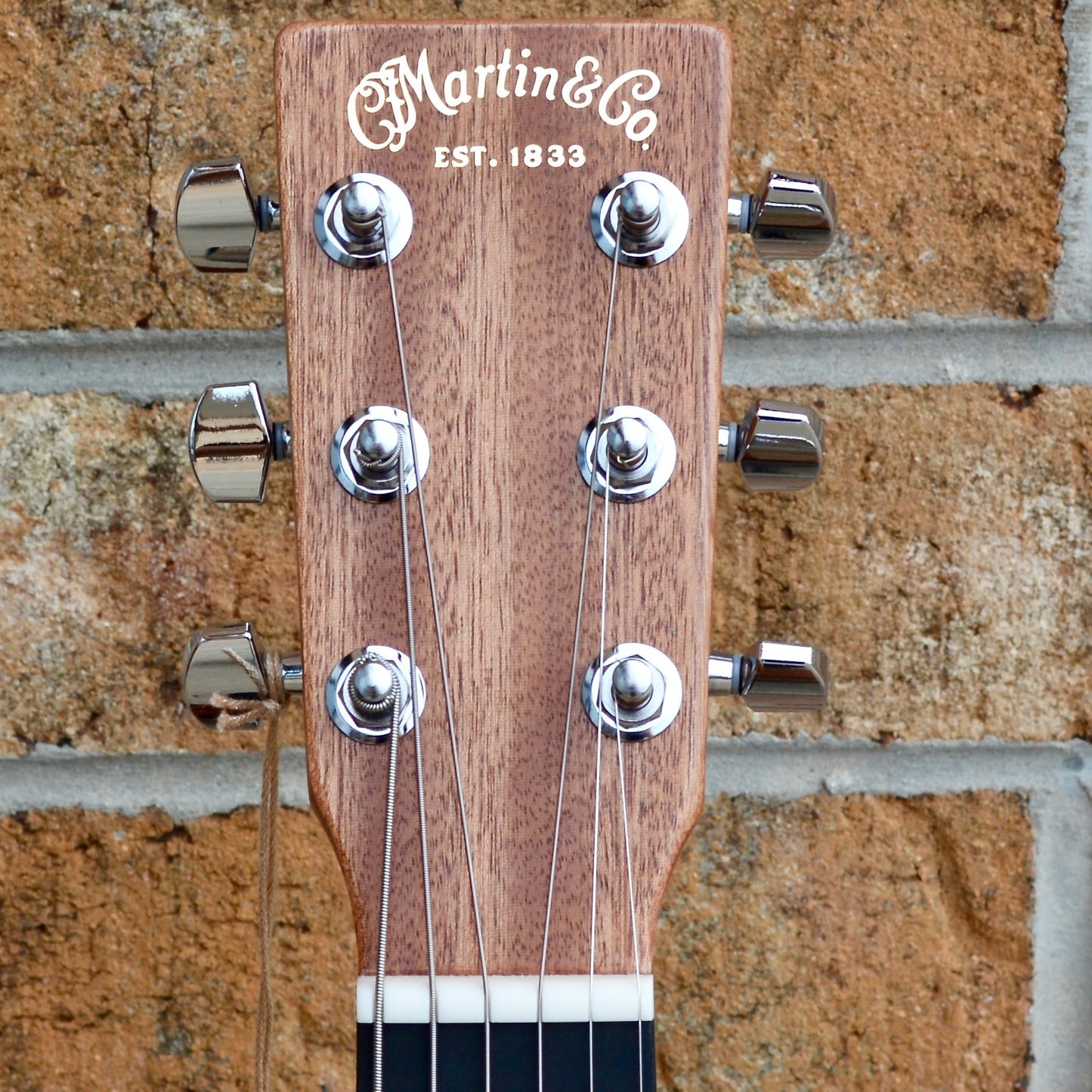Martin DJR-10E Streetmaster