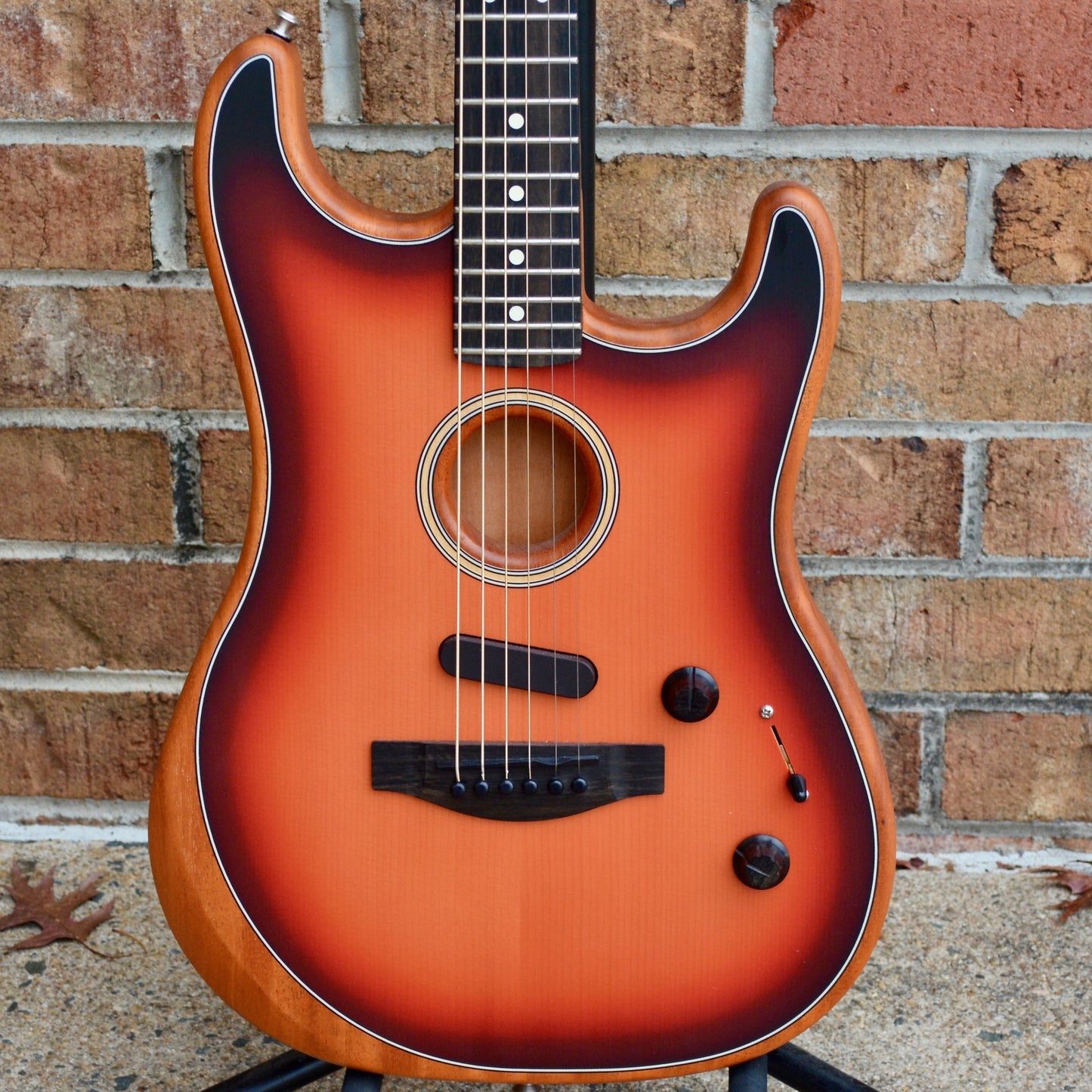 Fender American Acoustasonic® Strat®, Ebony Fingerboard, 3-Color Sunburst