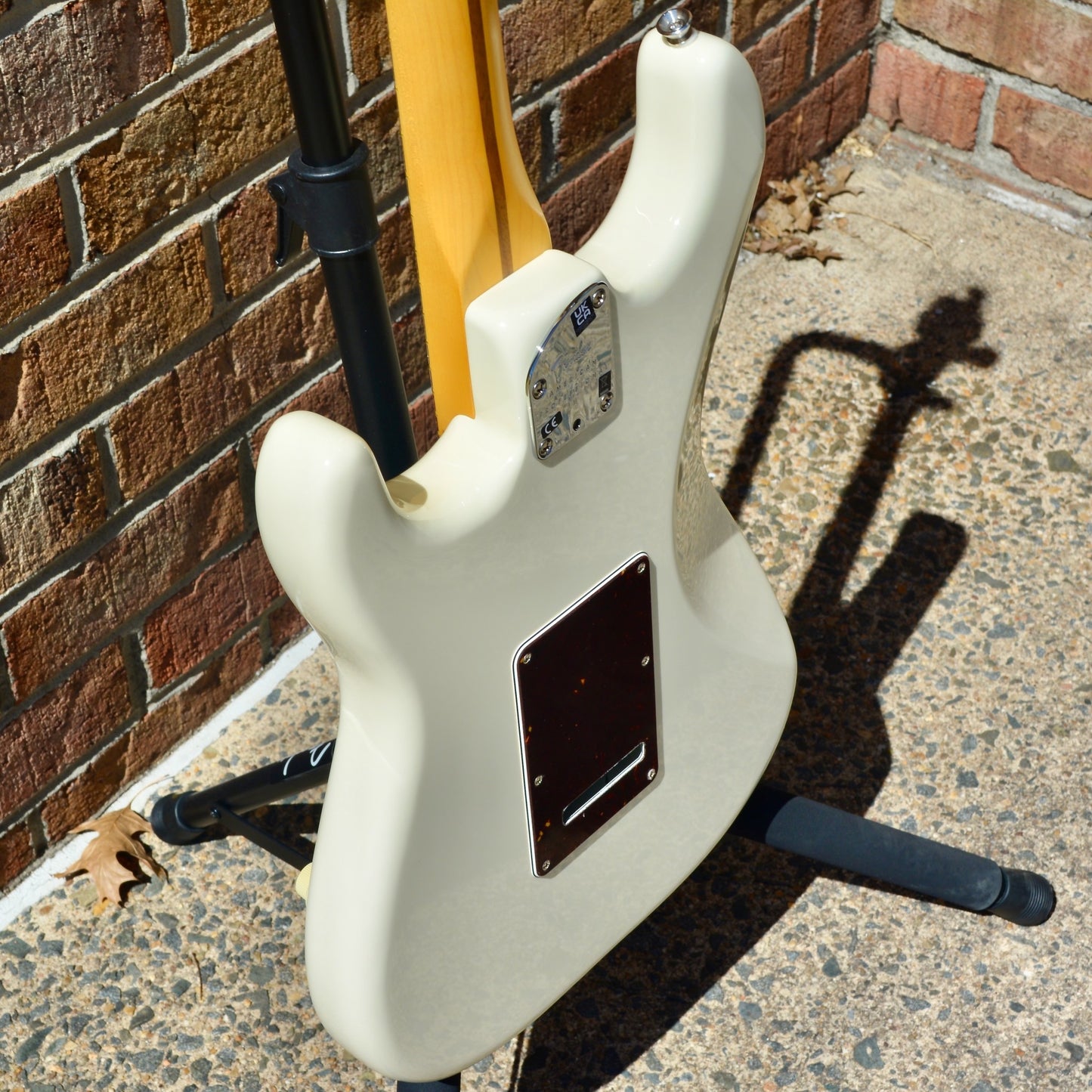 Fender American Professional II Stratocaster®, Maple Fingerboard, Olympic White