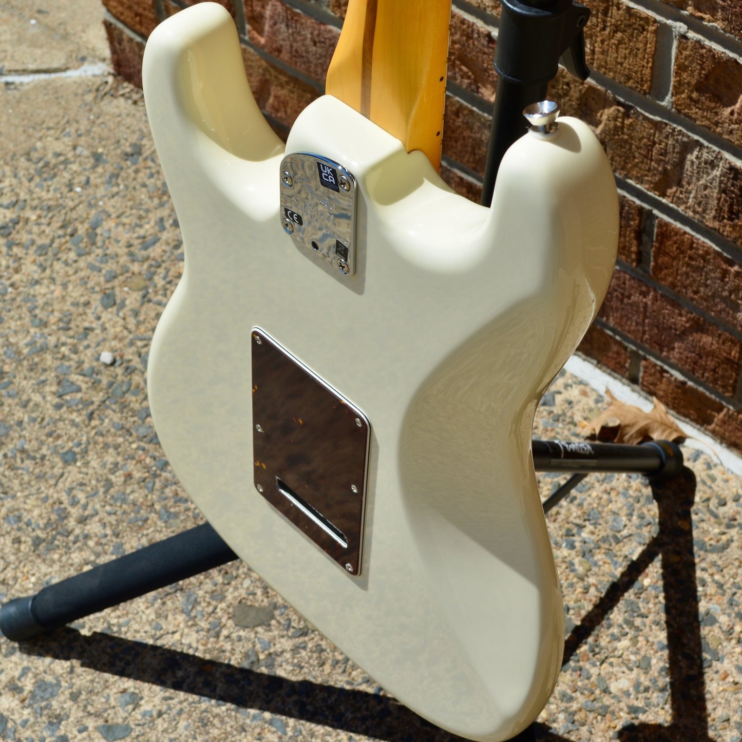Fender American Professional II Stratocaster®, Maple Fingerboard, Olympic White