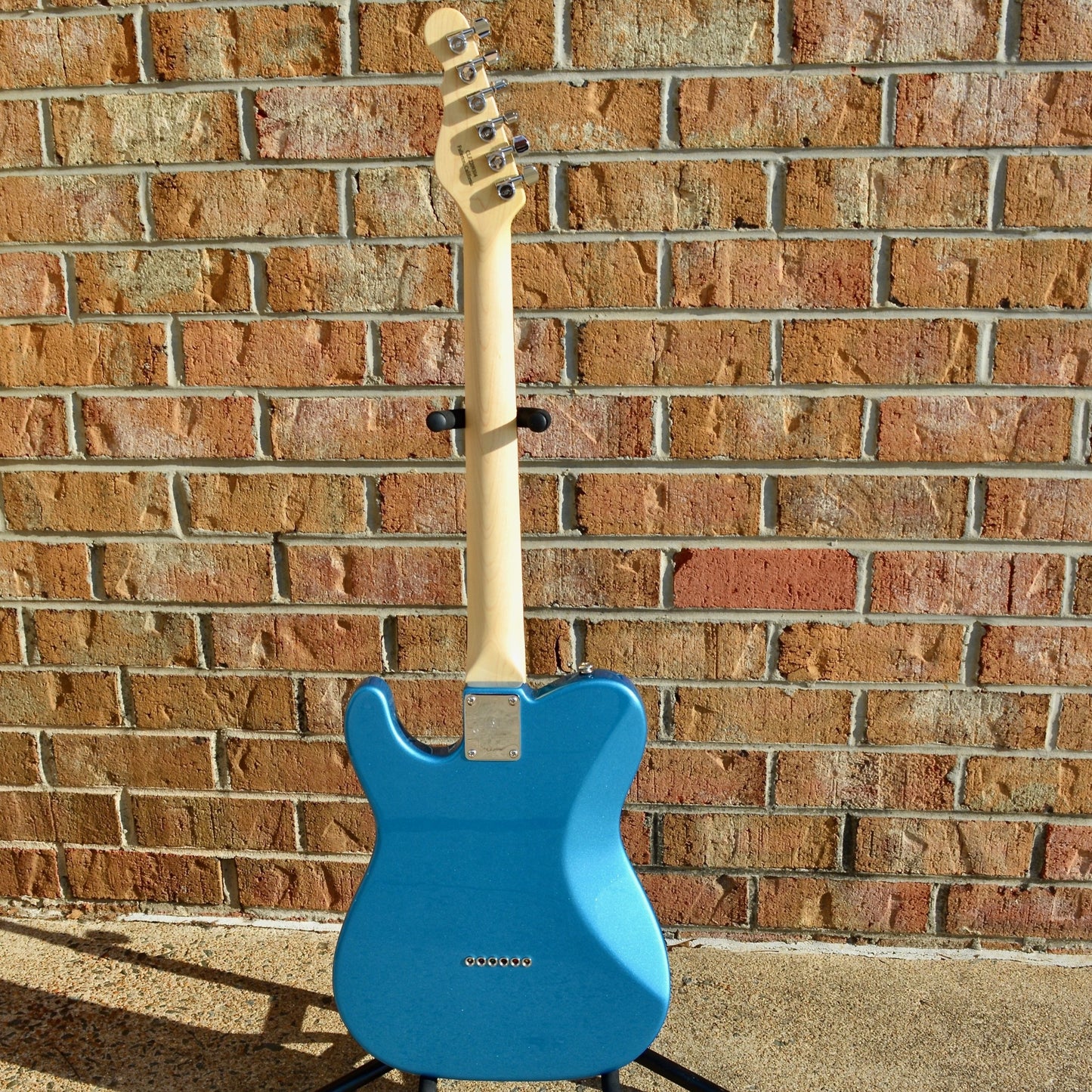 G&L Fullerton Deluxe ASAT Classic Lake Placid Blue Metallic