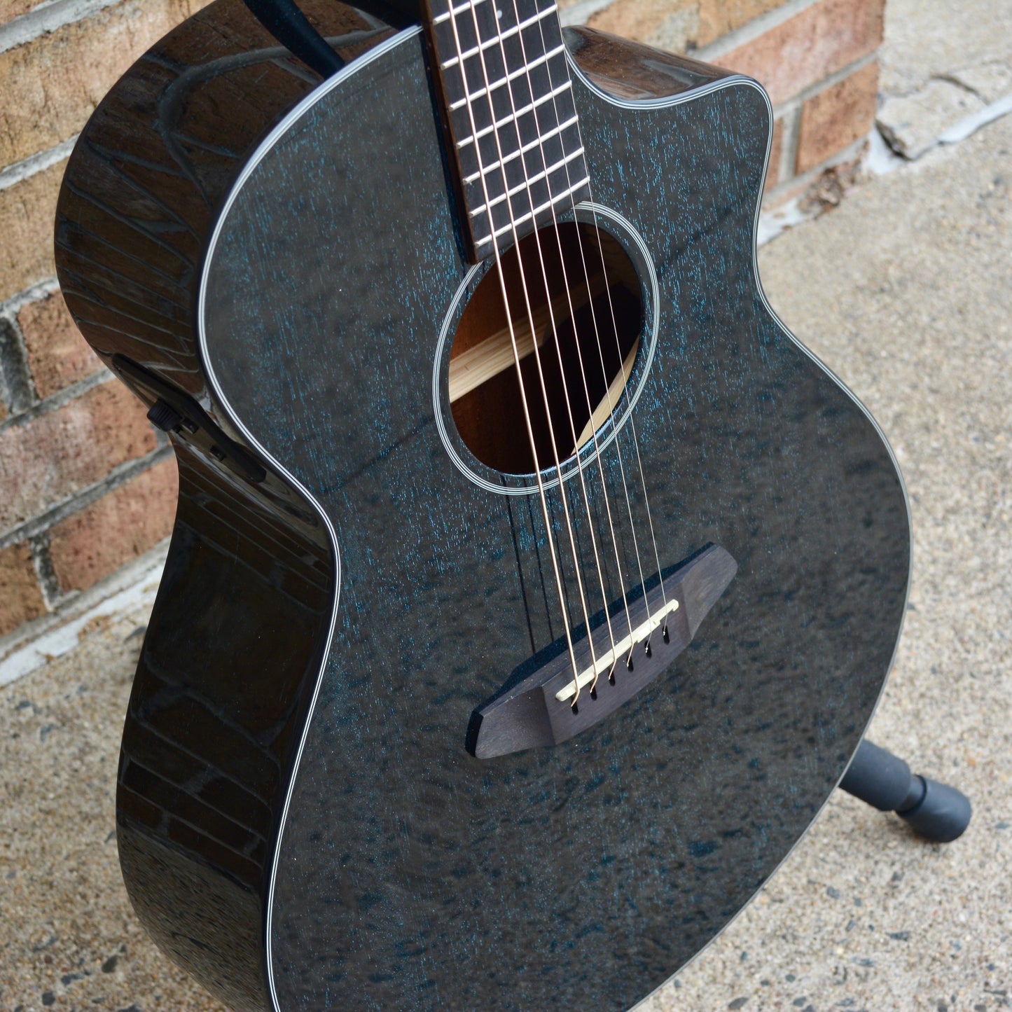 Breedlove Rainforest S Concert Midnight Blue CE African Mahogany