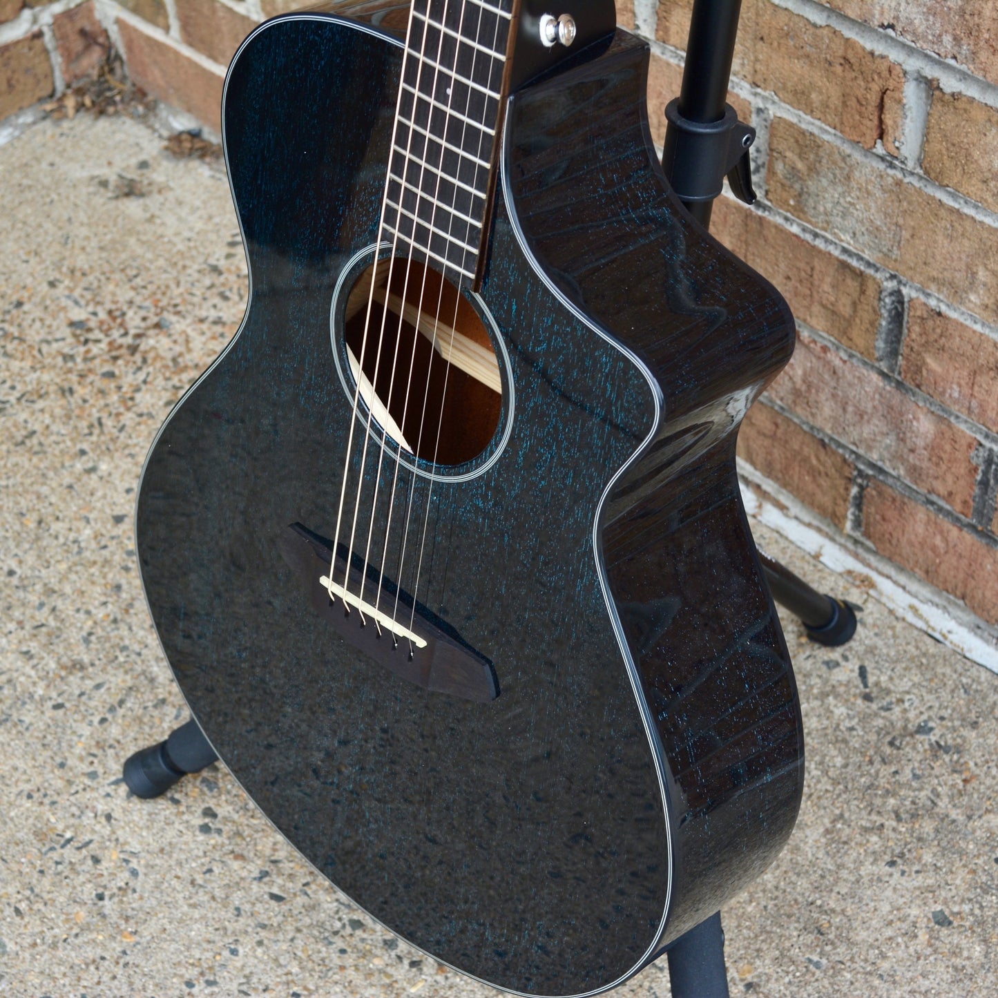 Breedlove Rainforest S Concert Midnight Blue CE African Mahogany