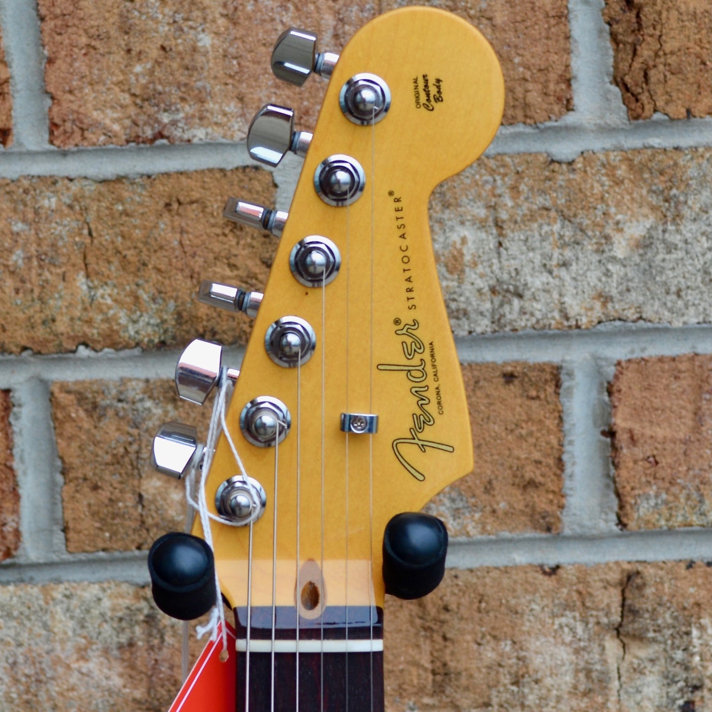 Fender American Professional II Stratocaster®, Rosewood Fingerboard, Miami Blue