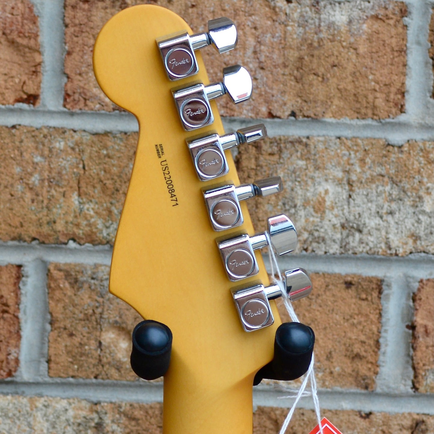 Fender American Professional II Stratocaster®, Rosewood Fingerboard, Miami Blue