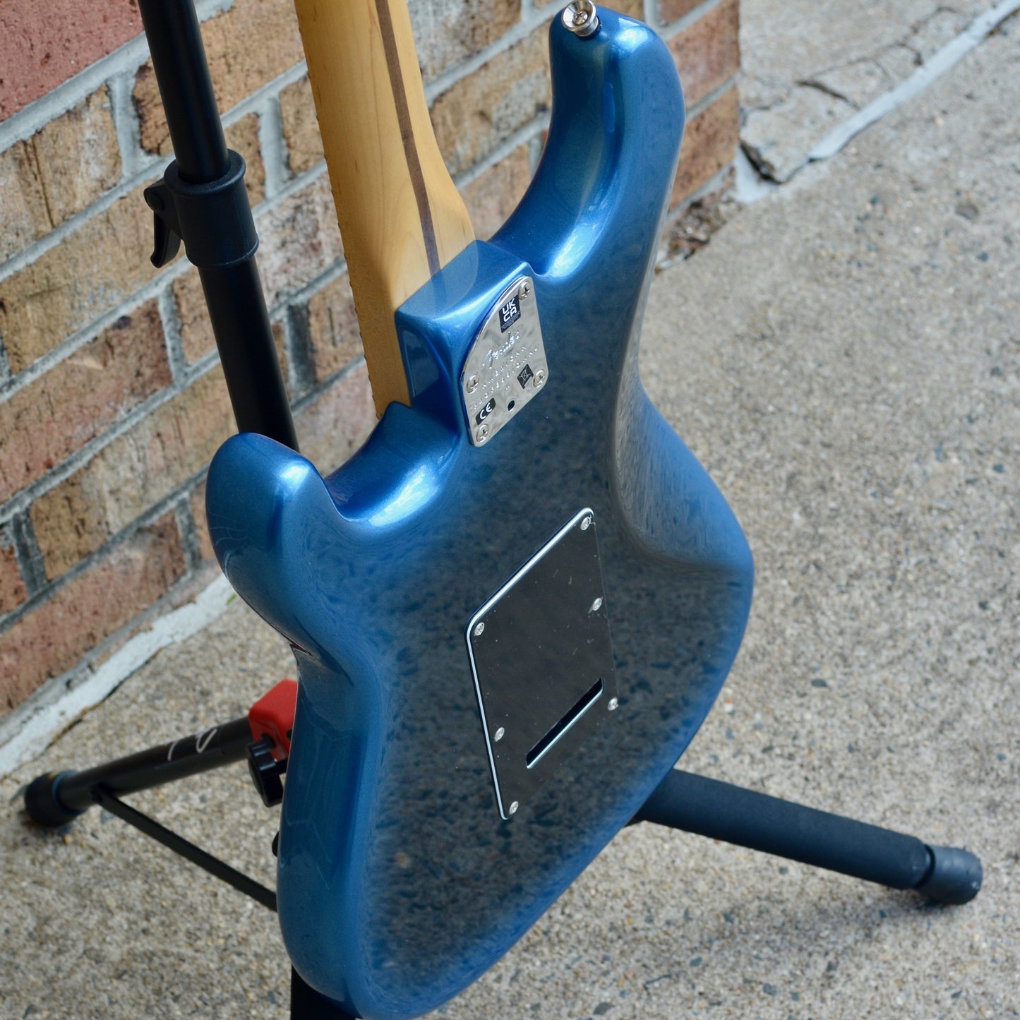 Fender American Professional II Stratocaster®, Maple Fingerboard, Dark Night