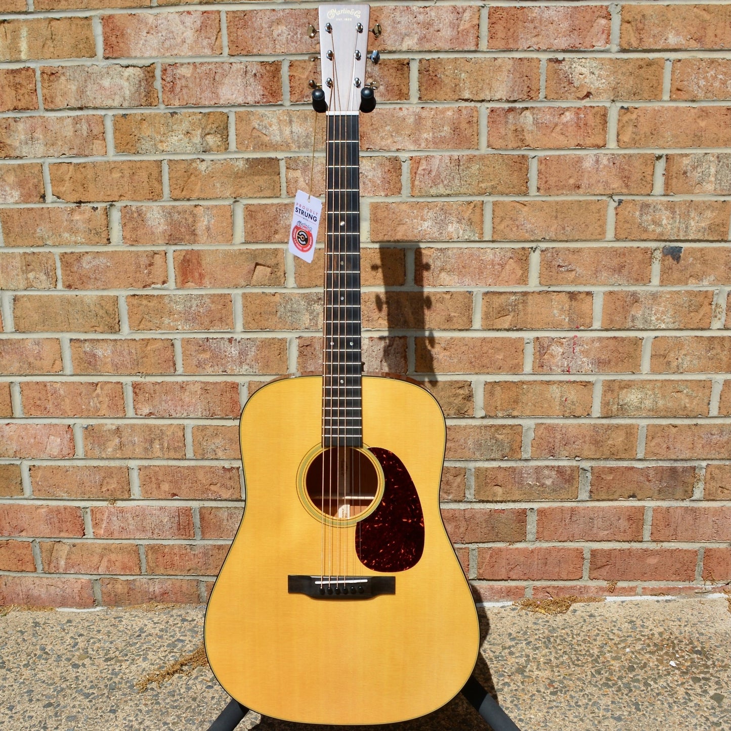 Martin D-18 Natural