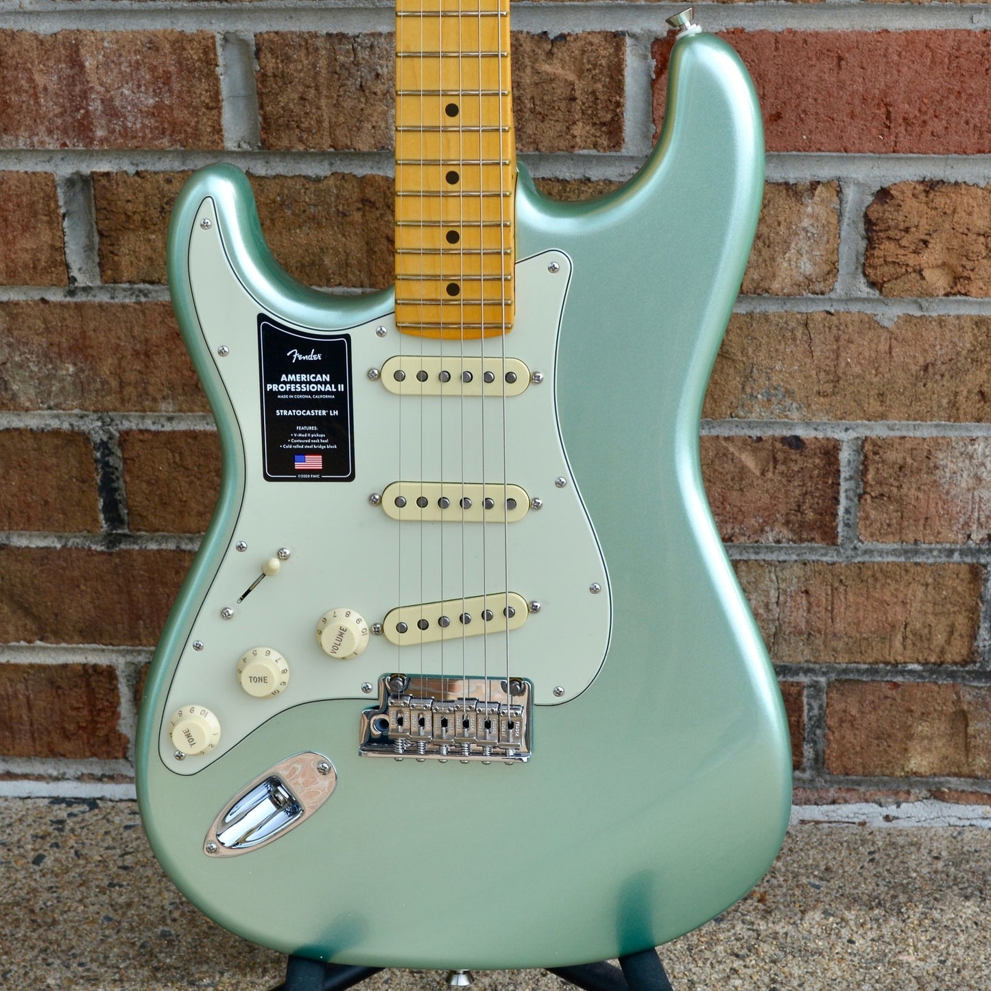 Fender American Professional II Stratocaster® Left-Hand, Maple Fingerboard, Mystic Surf Green