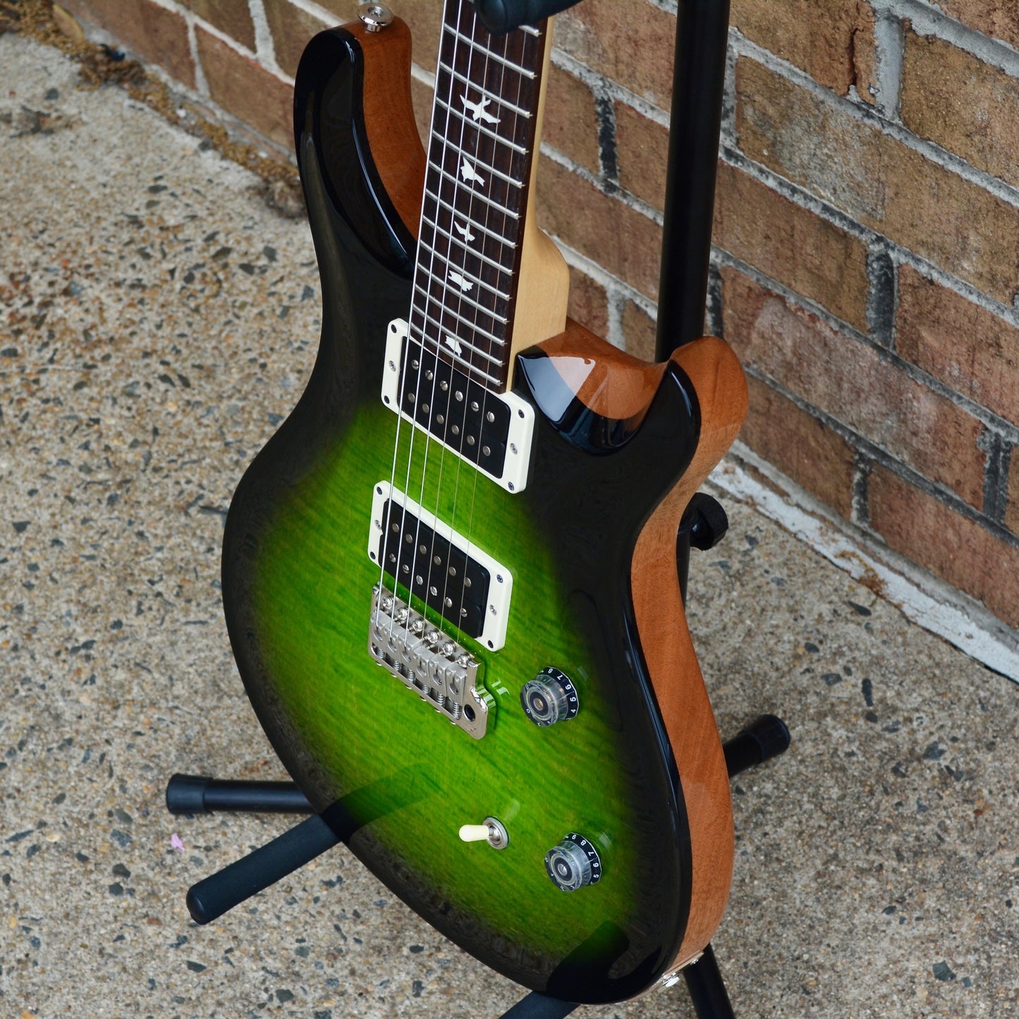 PRS CE 24 Emerald Green 2/ Black Wrap Burst